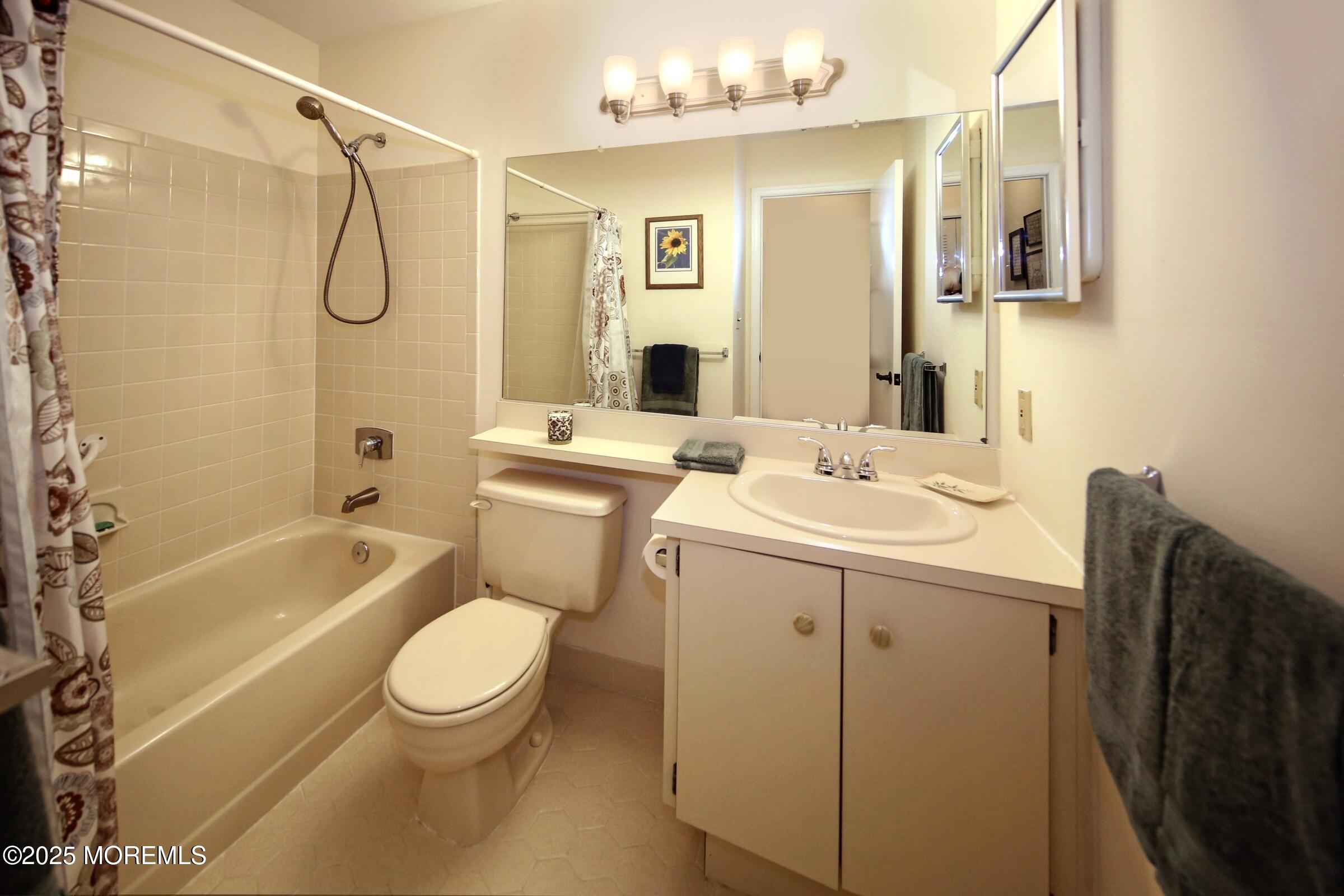 110 Viburnum Terrace 304, Red Bank, NJ, 07701 image 21