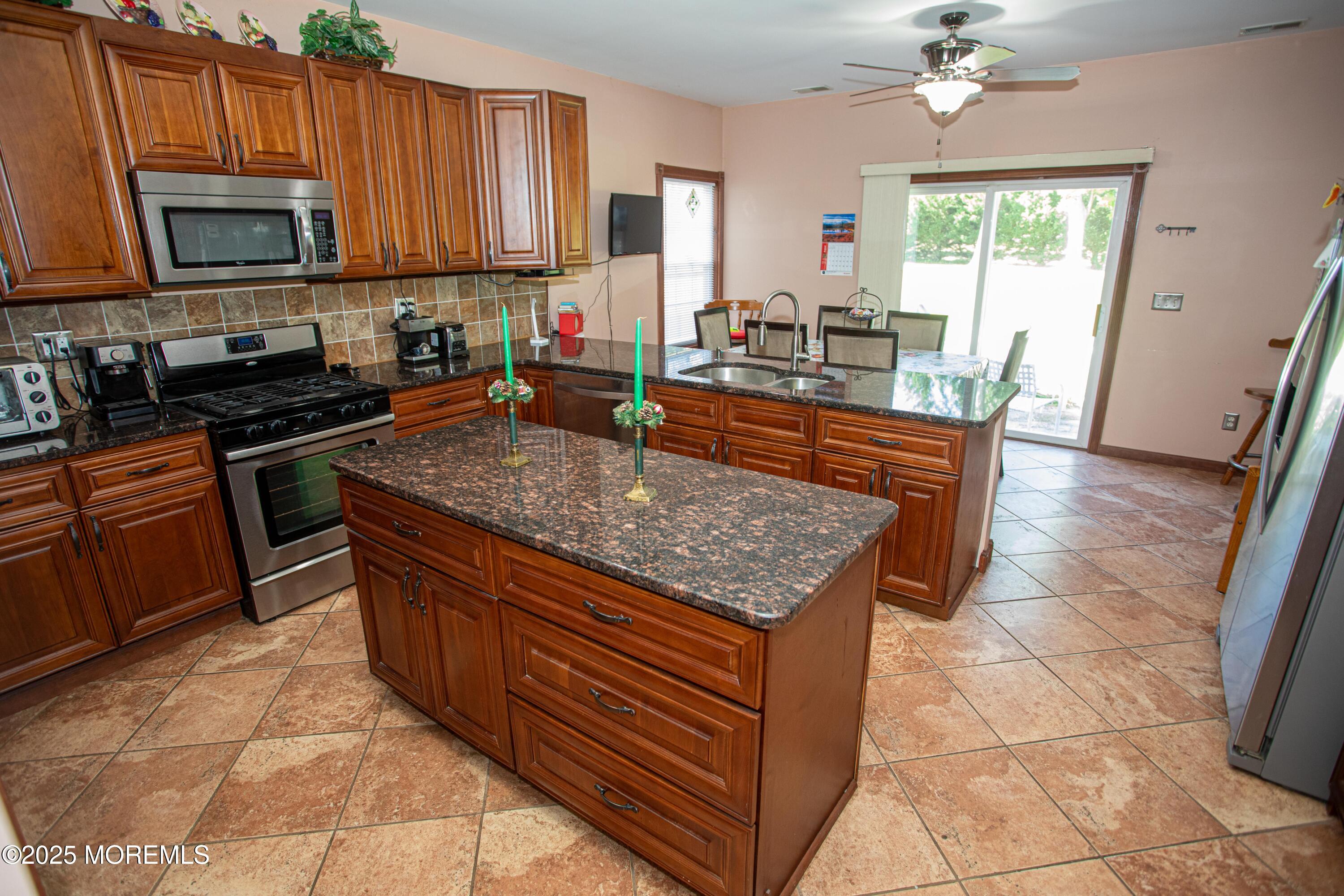 42 Branford Circle, Tinton Falls, NJ, 07724 image 13