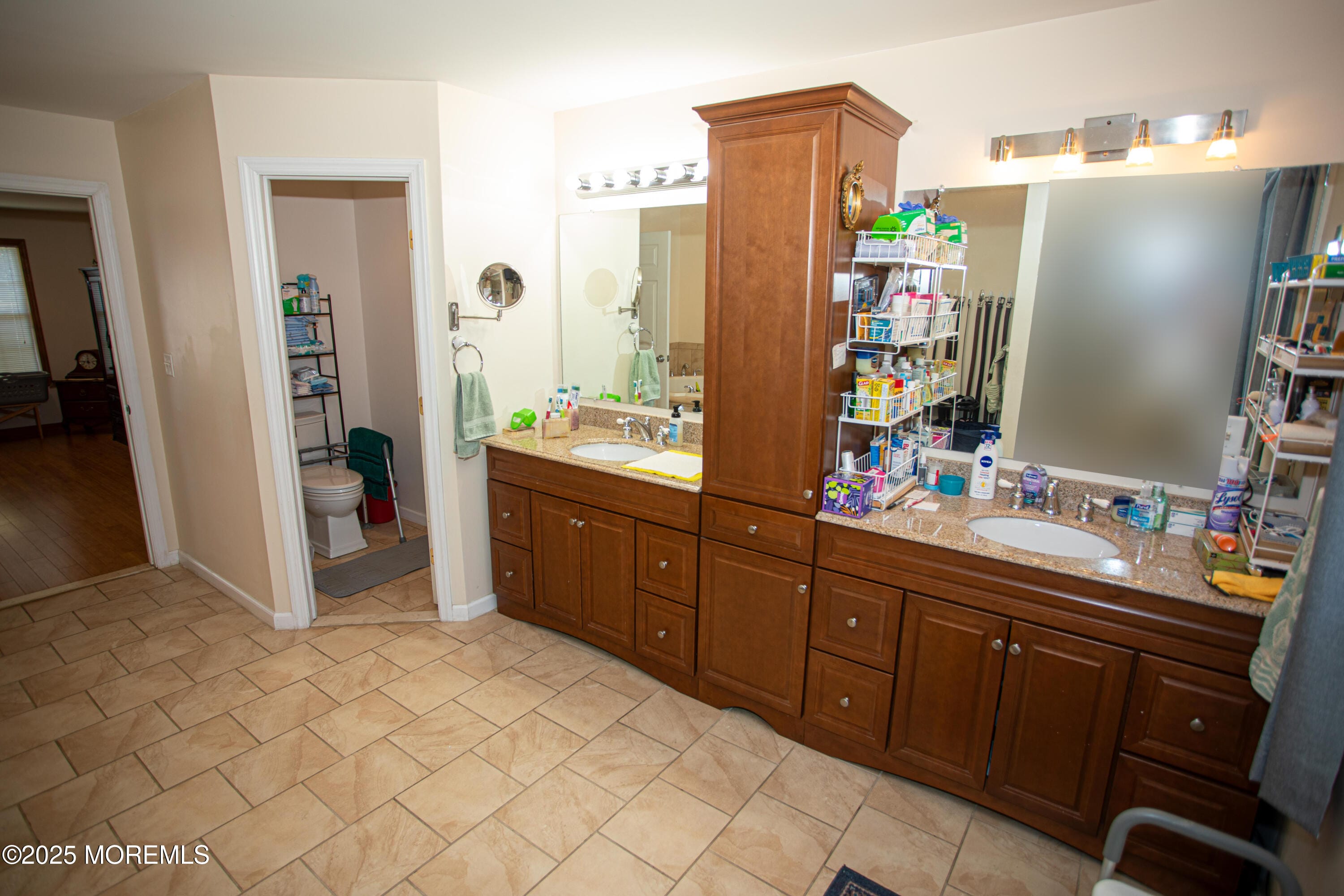 42 Branford Circle, Tinton Falls, NJ, 07724 image 36