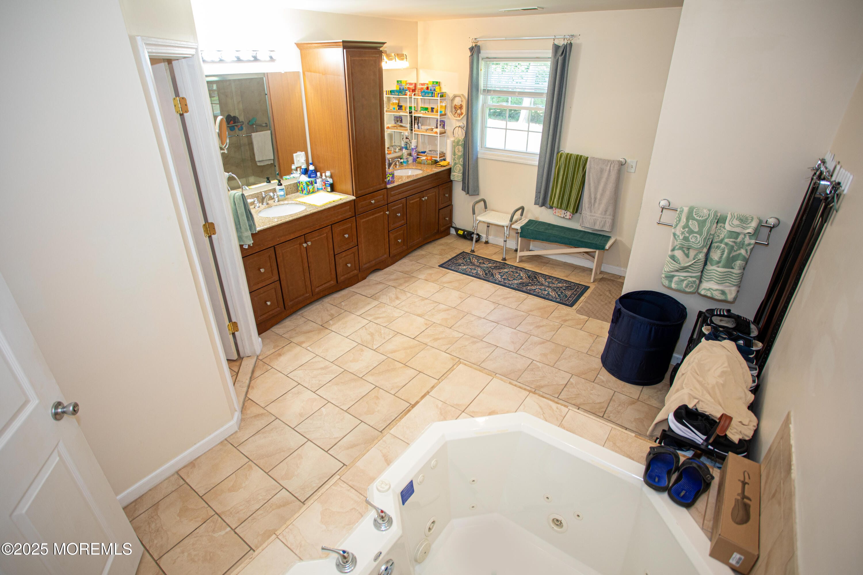 42 Branford Circle, Tinton Falls, NJ, 07724 image 38