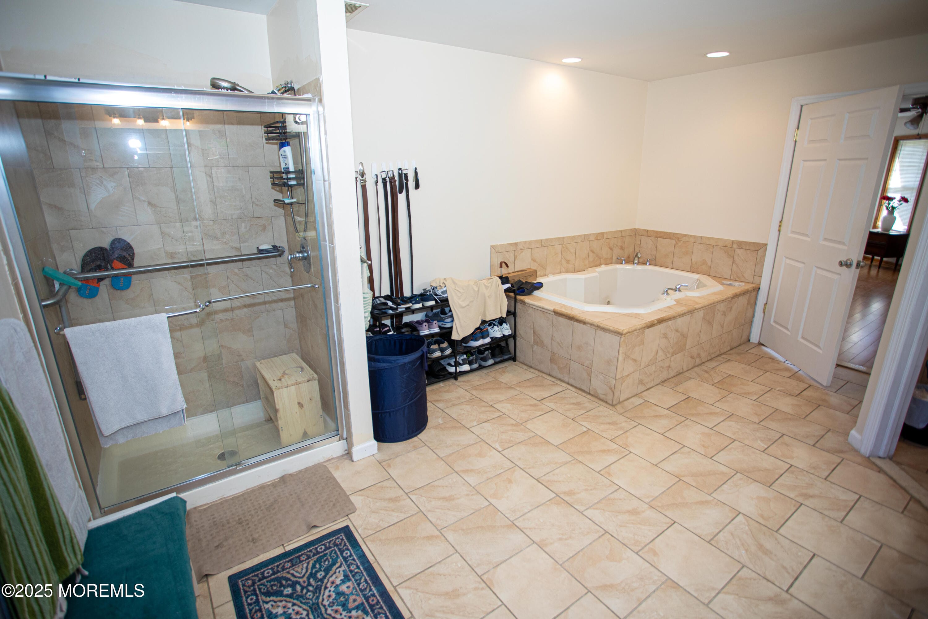 42 Branford Circle, Tinton Falls, NJ, 07724 image 39