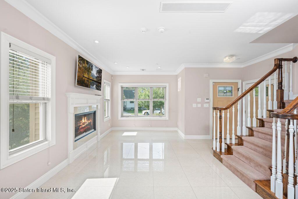 159 North Avenue Image 4