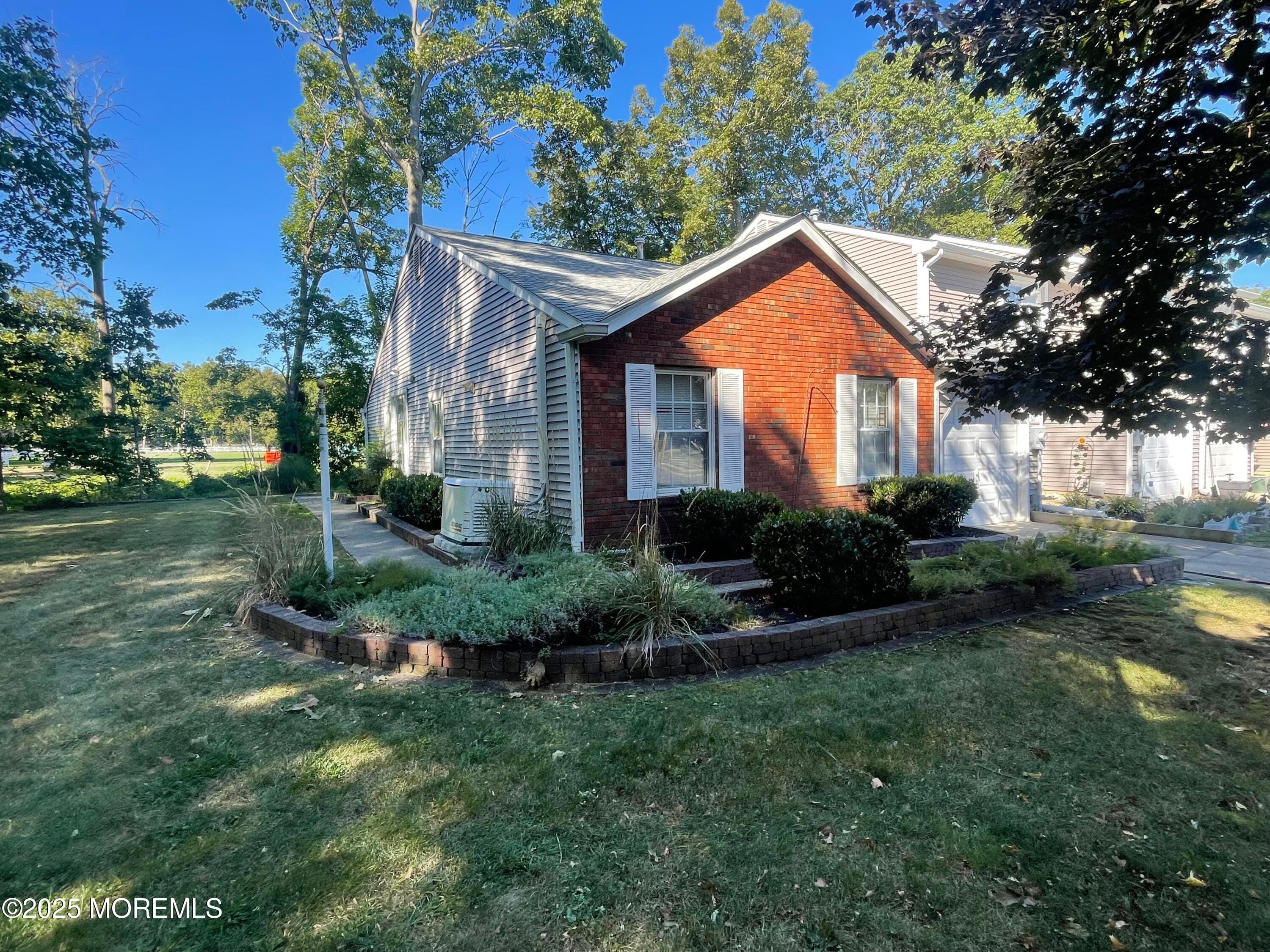 60 Birch Lane Image 2