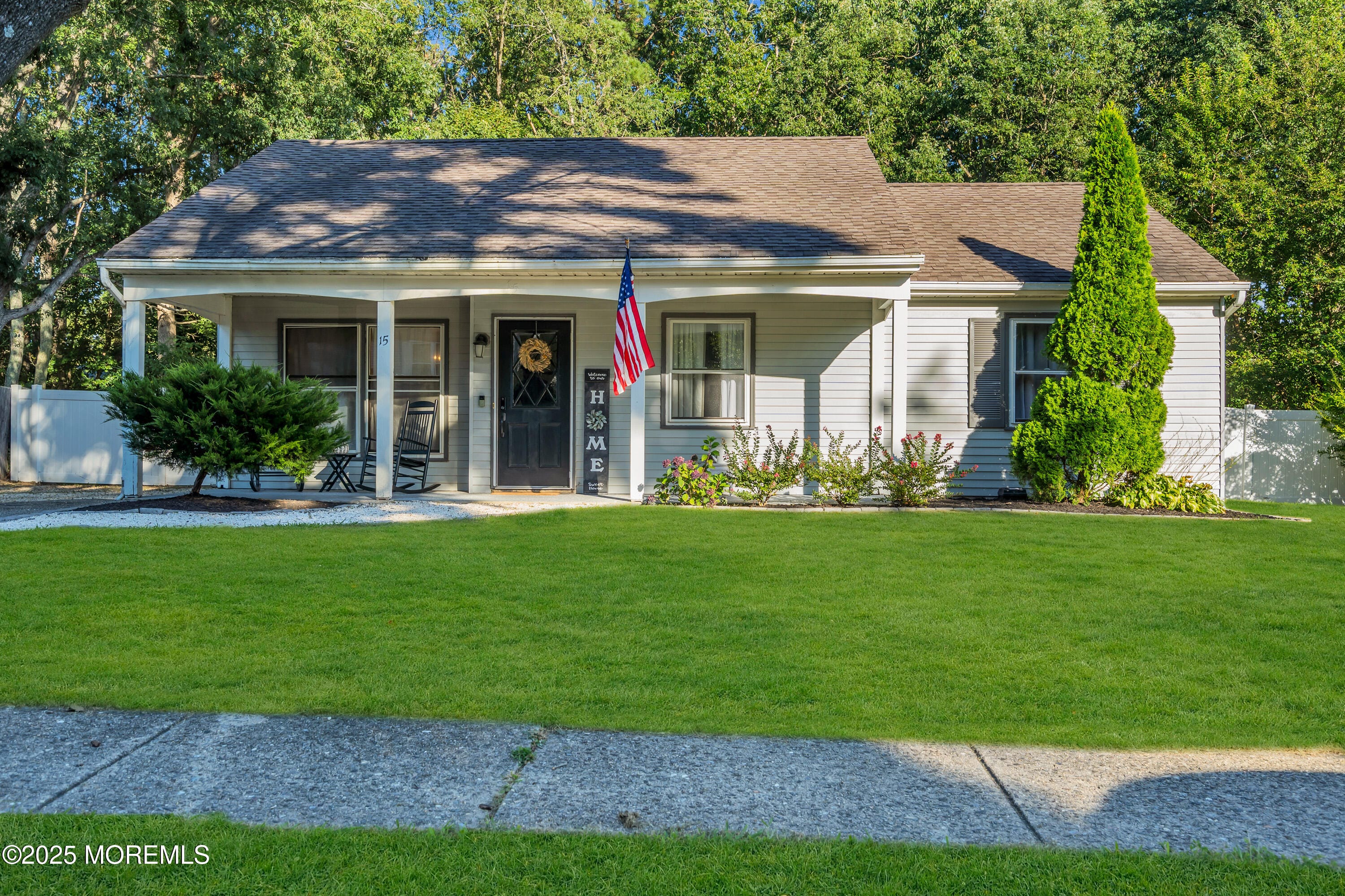 15 Chestnut Way Circle Image 3