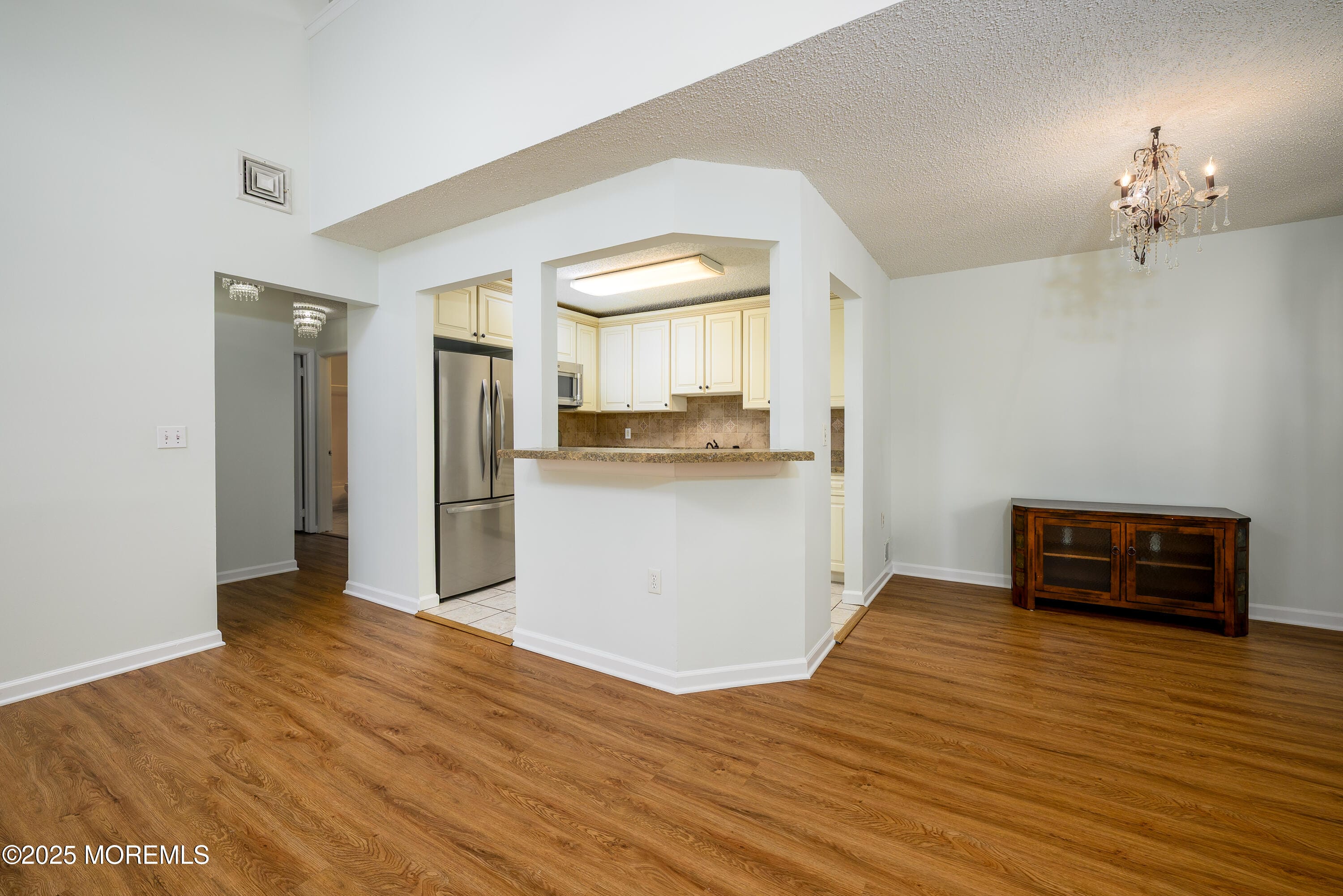 101 Goldthread Court Image 5
