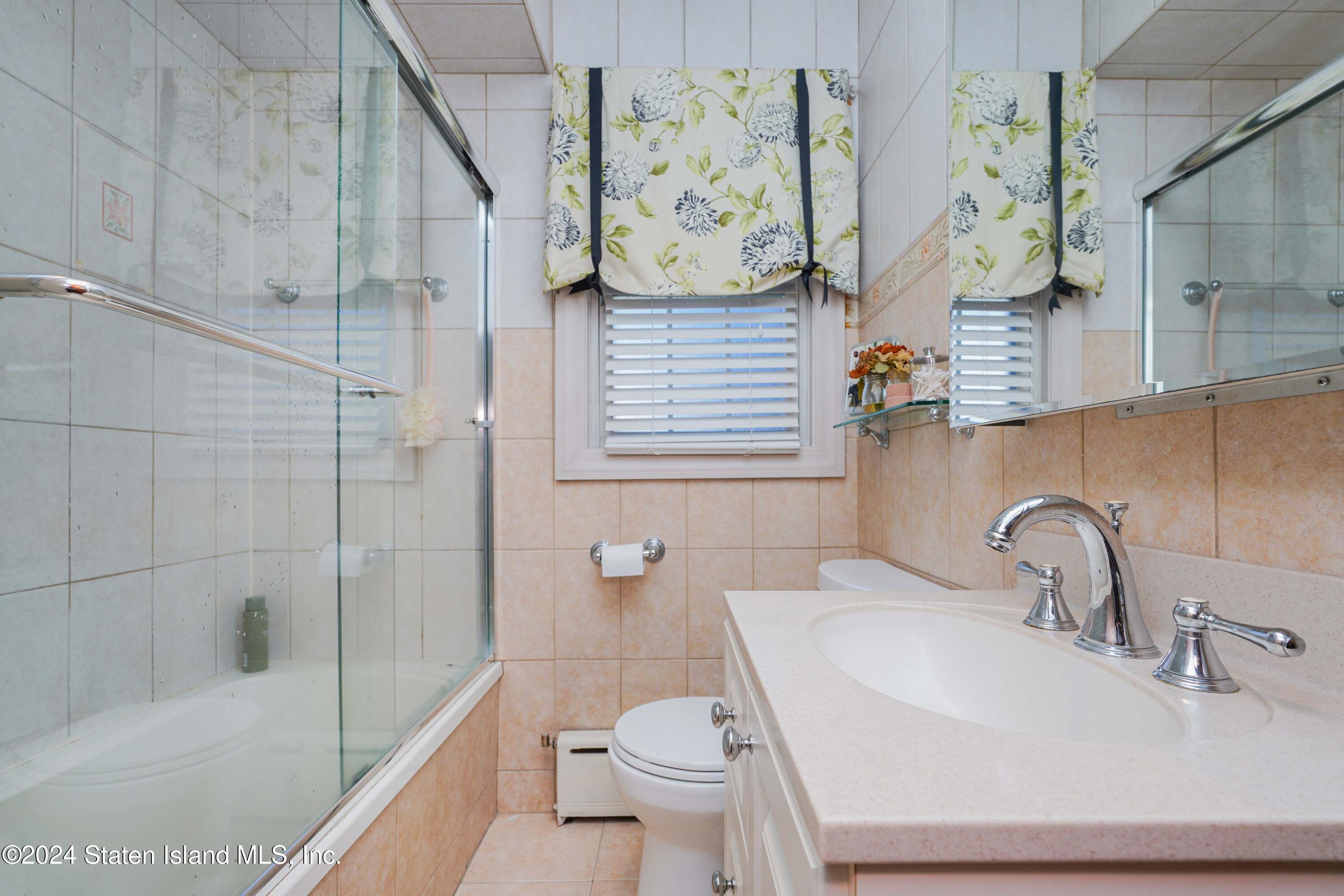 15 Petrus Avenue, Staten Island, NY, 10312 image 24