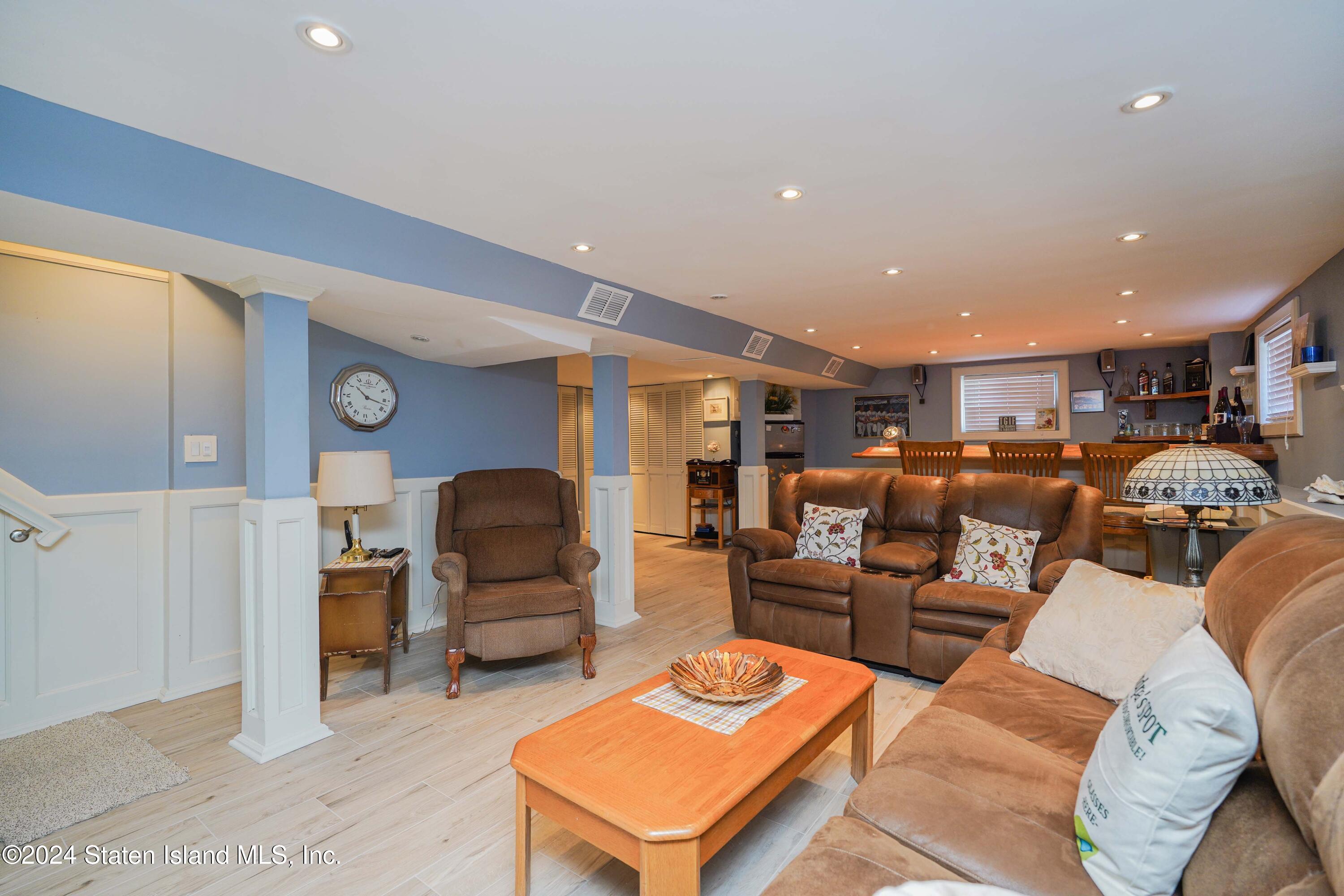 15 Petrus Avenue, Staten Island, NY, 10312 image 28
