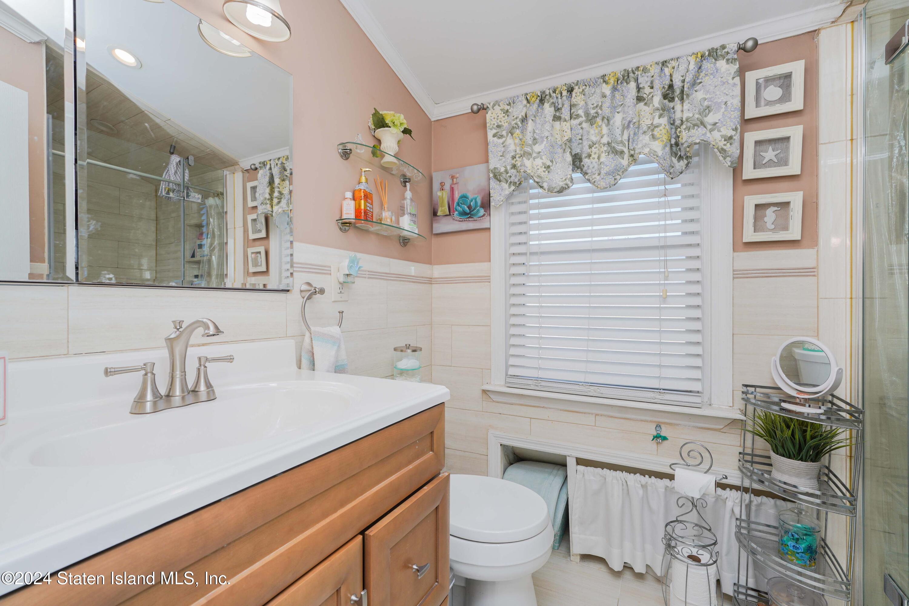 15 Petrus Avenue, Staten Island, NY, 10312 image 32