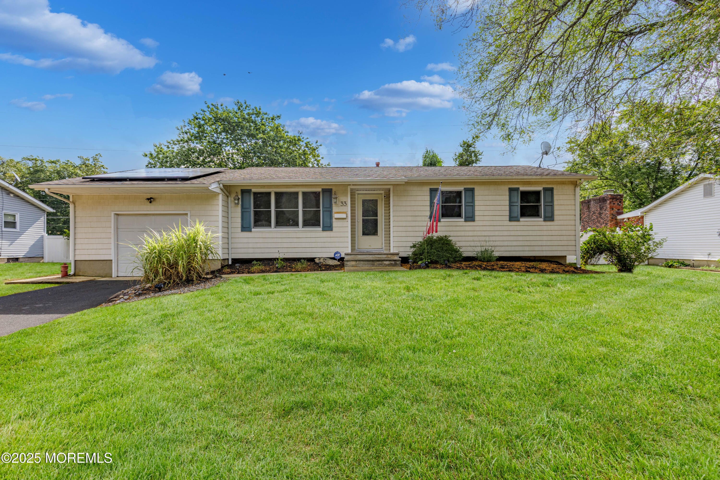 33 Drexel Drive, Jackson, NJ, 08527