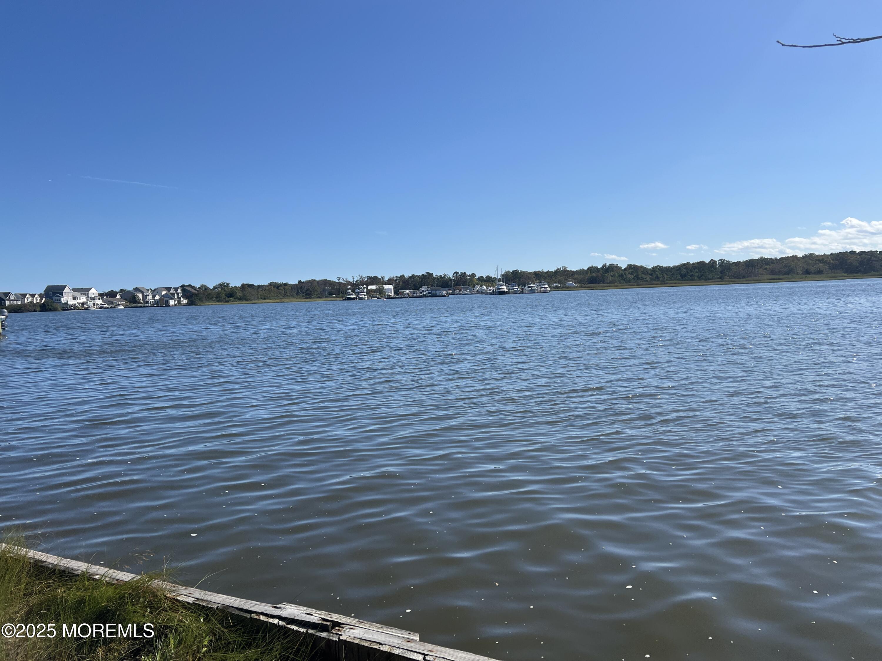 185 Harbor Inn Road Image 3