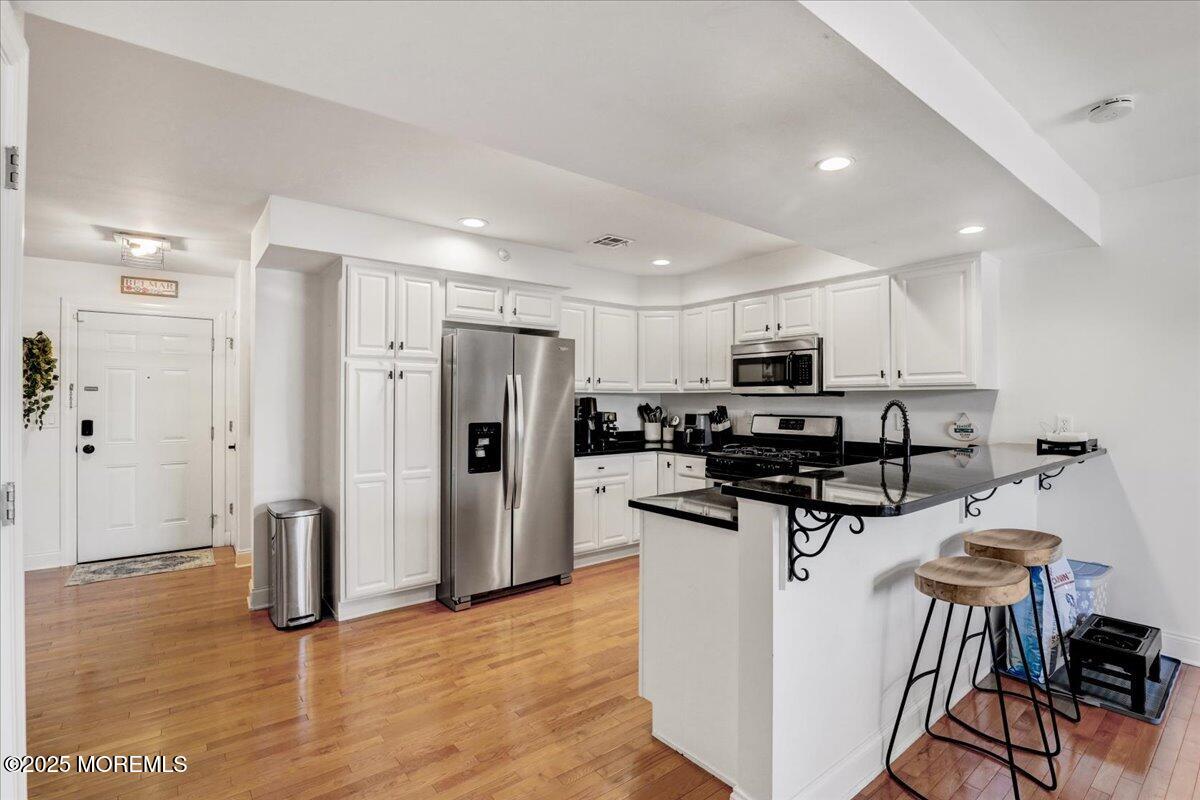 1700 Main Street 303 Image 3