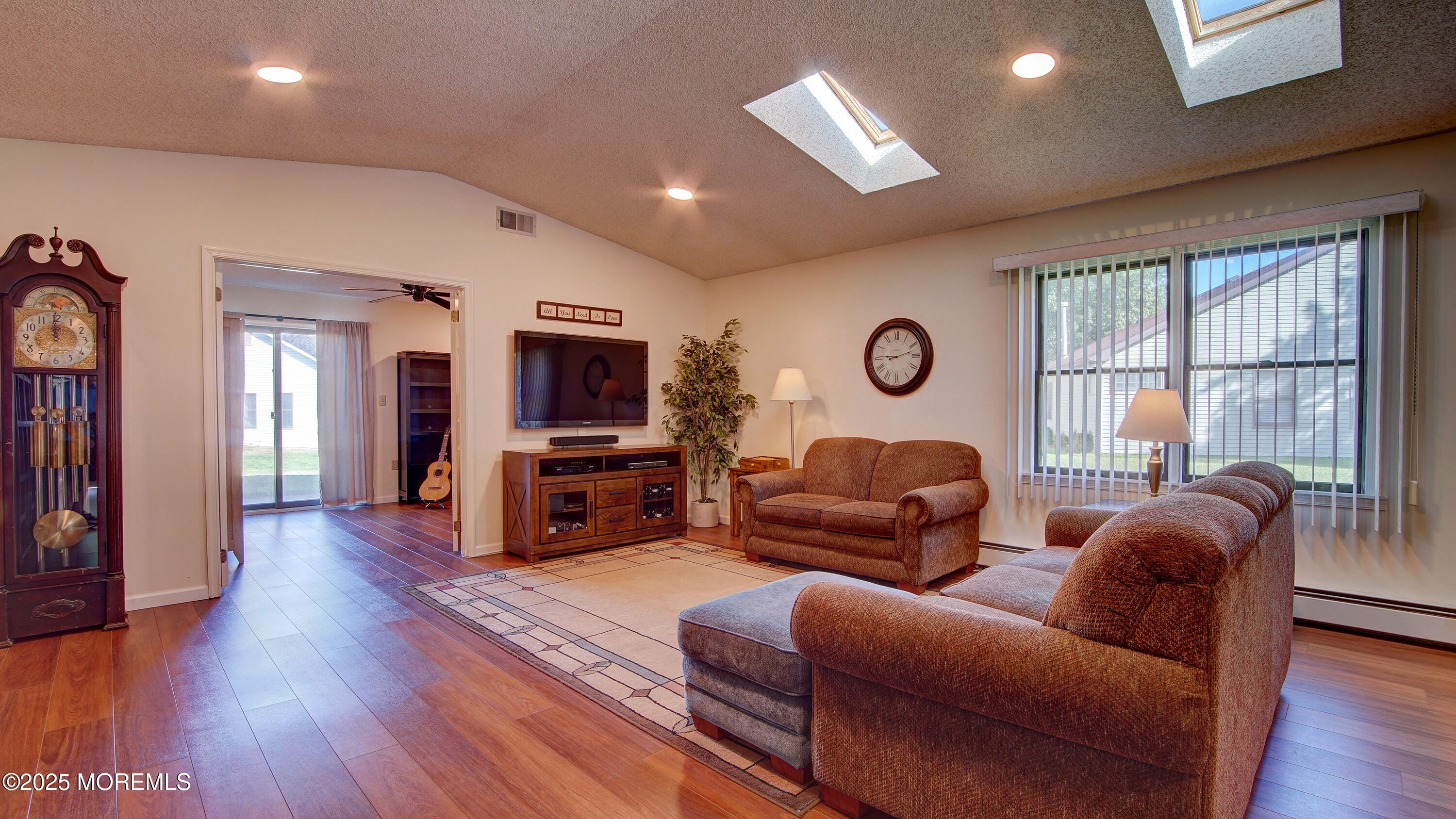 87 Murray Hill Terrace, Marlboro, NJ, 07746 image 17