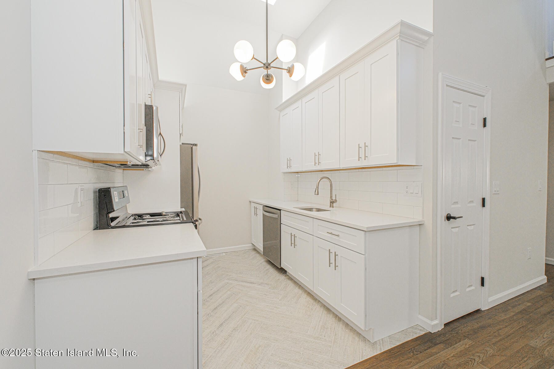 110 Surfside Plaza, Staten Island, NY, 10307 image 6