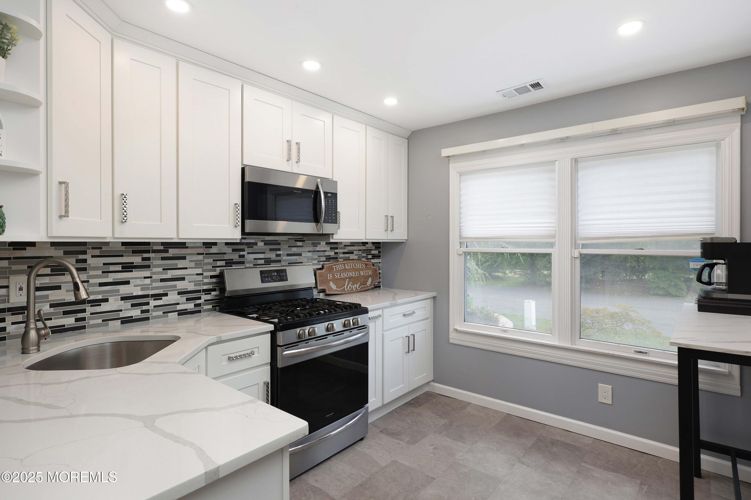 13 Portsmouth Drive, Old Bridge, NJ, 08857 image 10