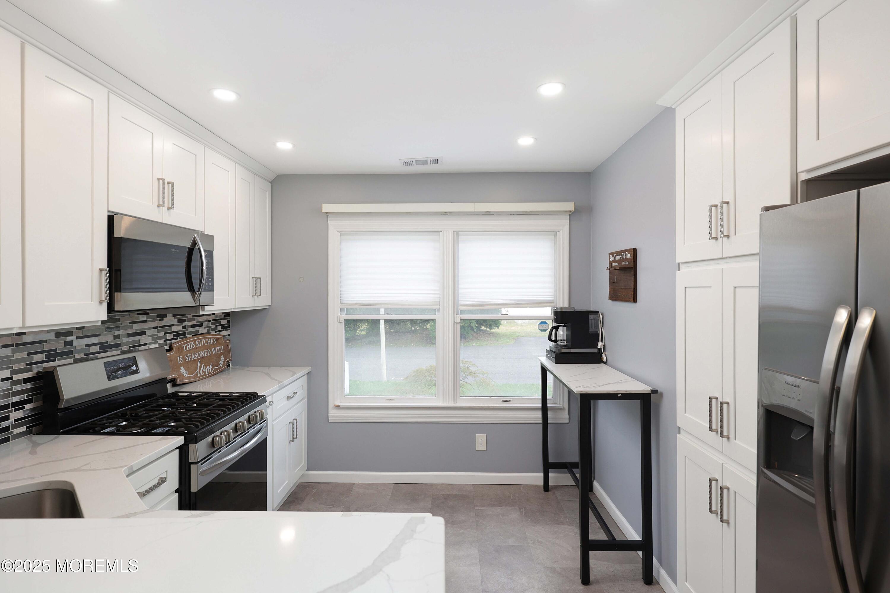 13 Portsmouth Drive, Old Bridge, NJ, 08857 image 11