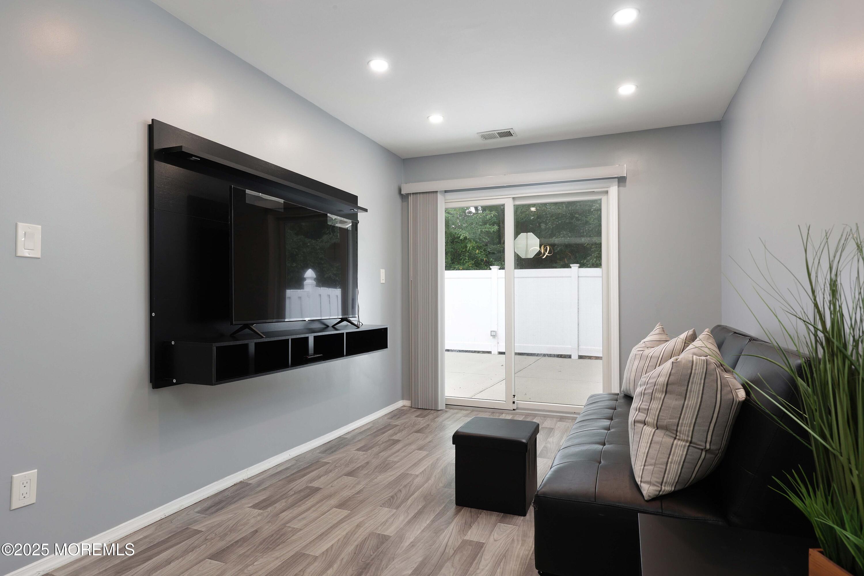 13 Portsmouth Drive, Old Bridge, NJ, 08857 image 15