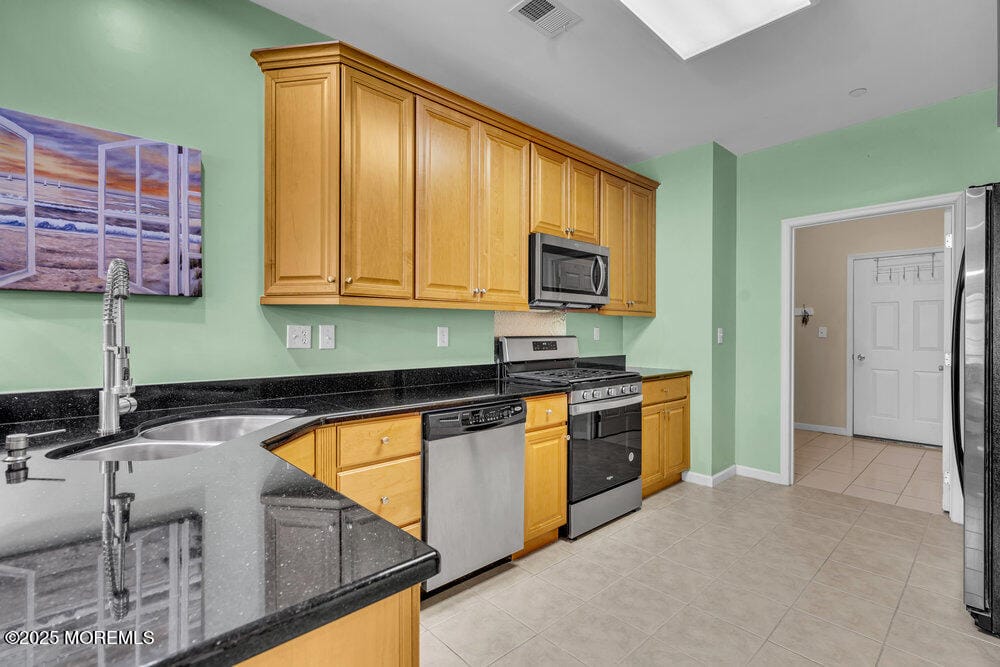 95 Swing Bridge Lane, South Bound Brook, NJ, 08880 image 11