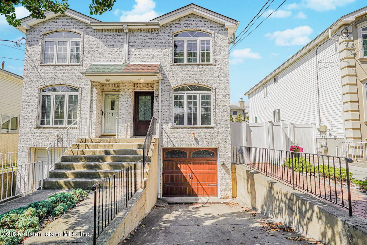 17 Armour Place, Staten Island, NY, 10309