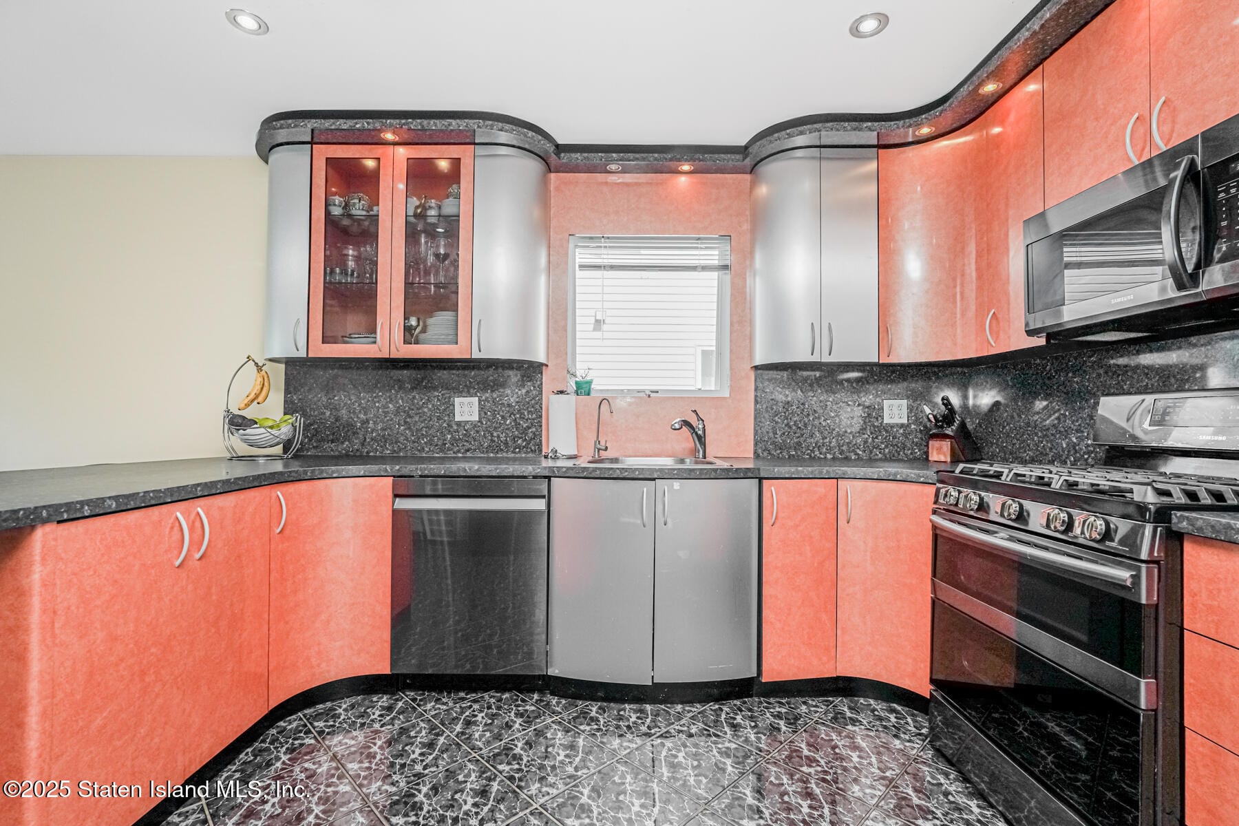17 Armour Place, Staten Island, NY, 10309 image 9