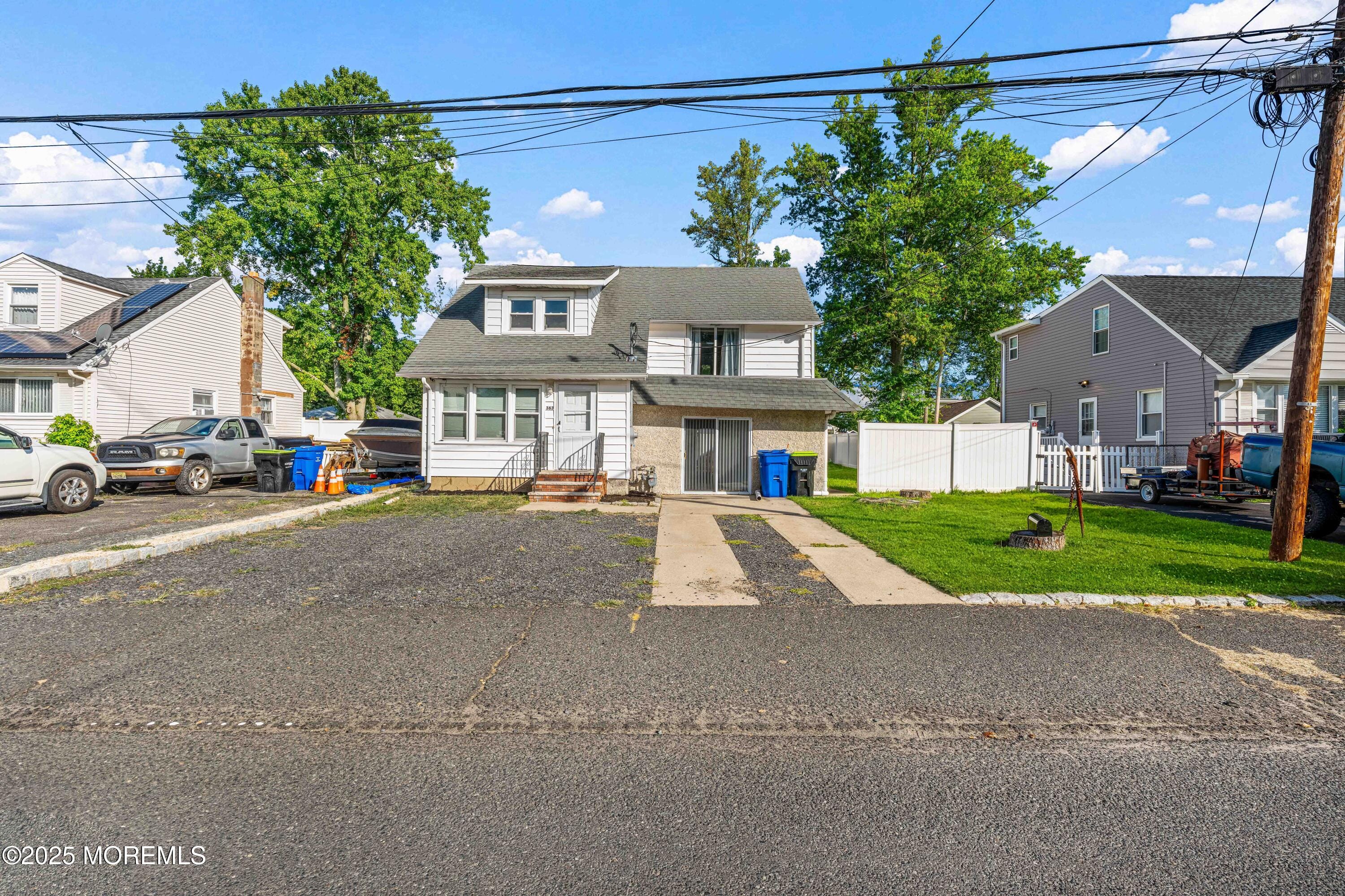 363 Ocean Boulevard Image 3