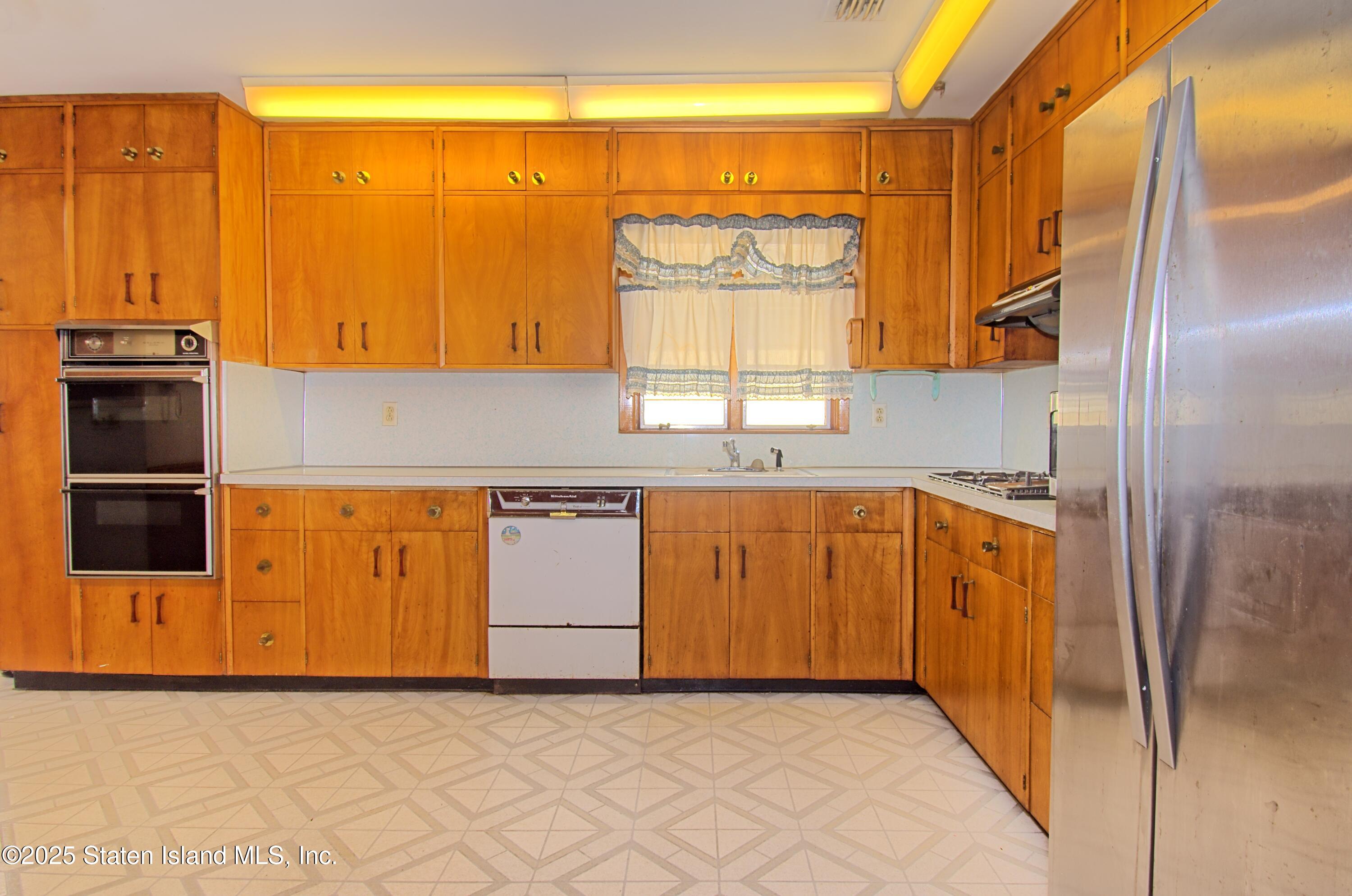 105 Marshall Avenue, Staten Island, NY, 10314 image 14