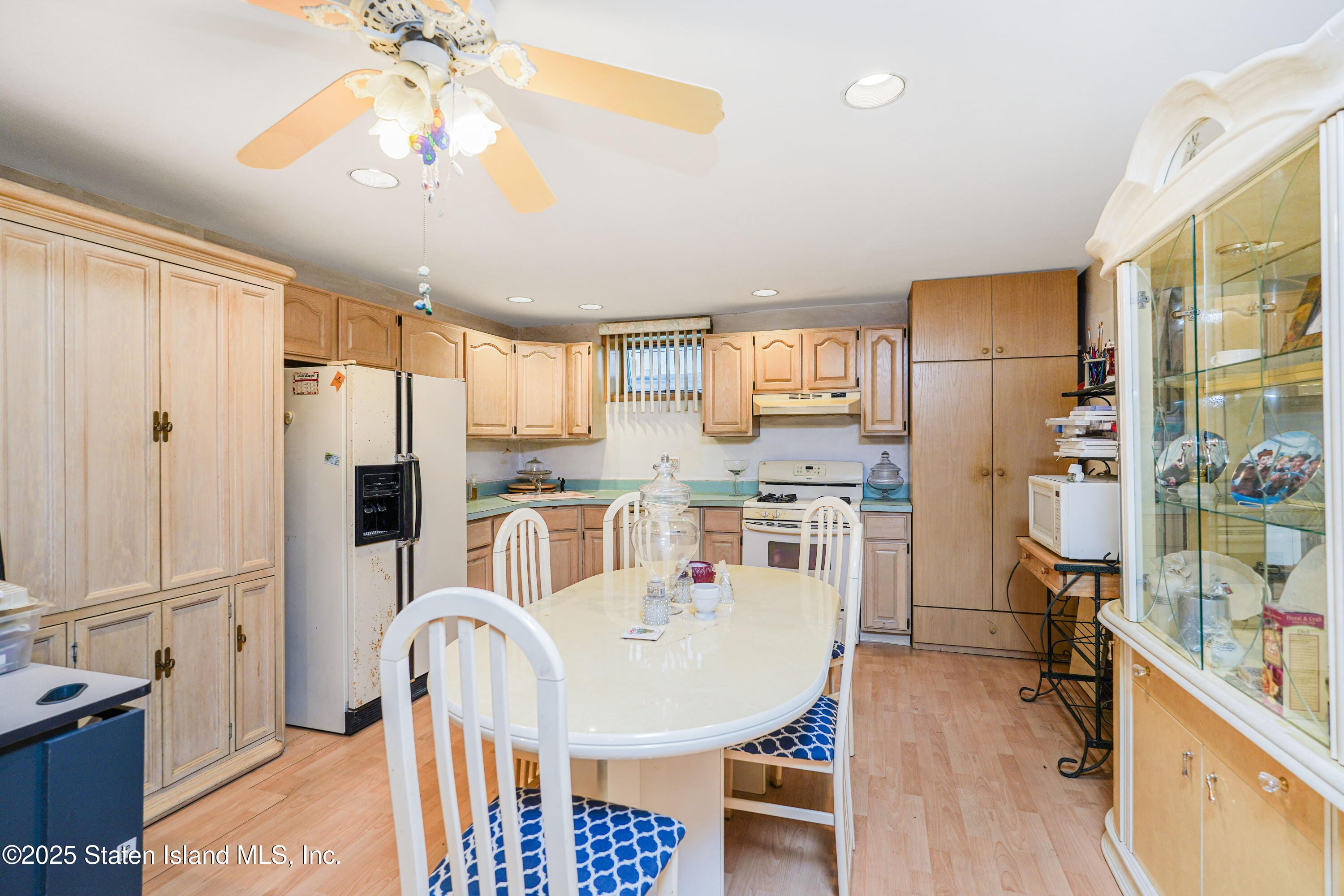 422 Harold Avenue, Staten Island, NY, 10312 image 31