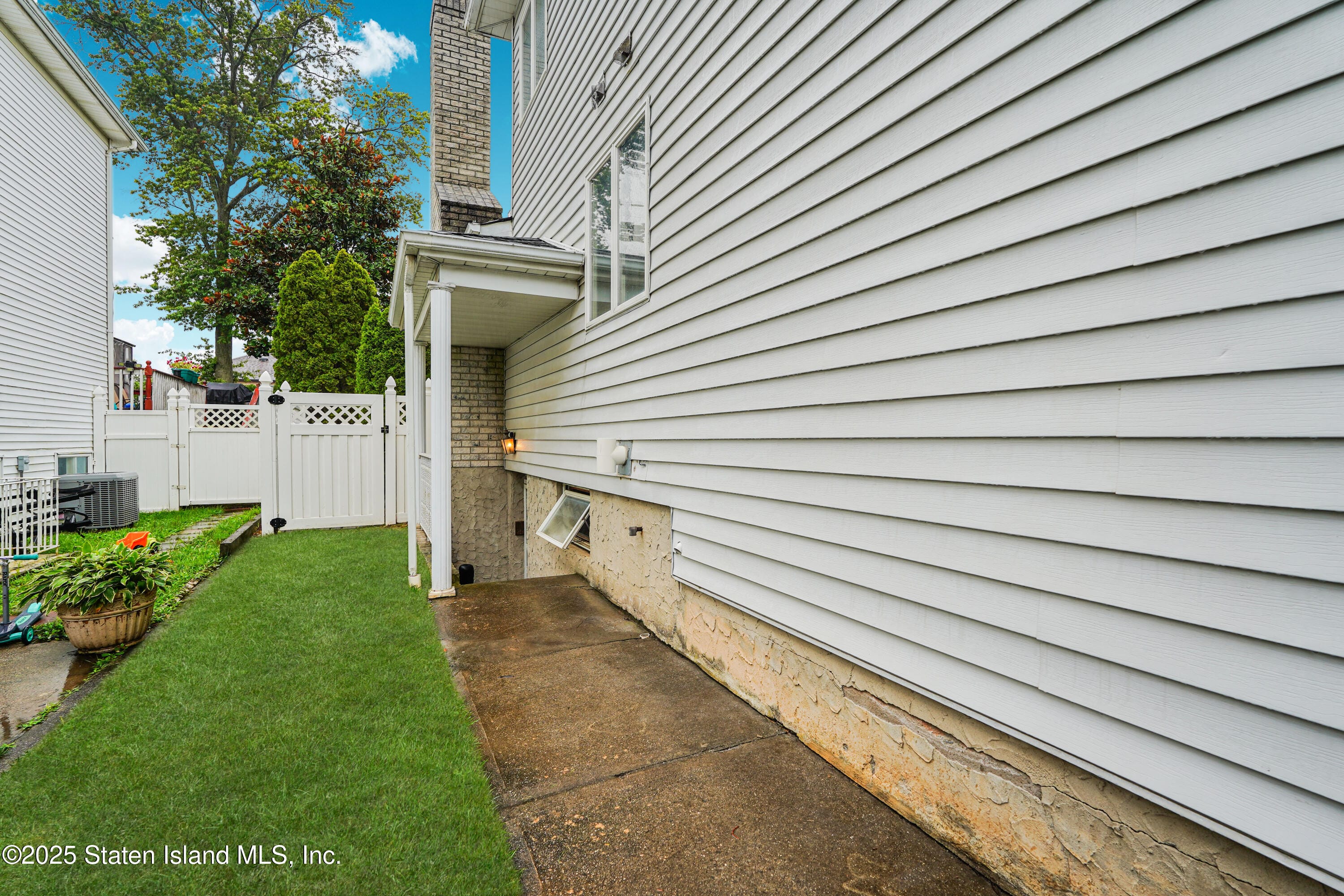 422 Harold Avenue, Staten Island, NY, 10312 image 44
