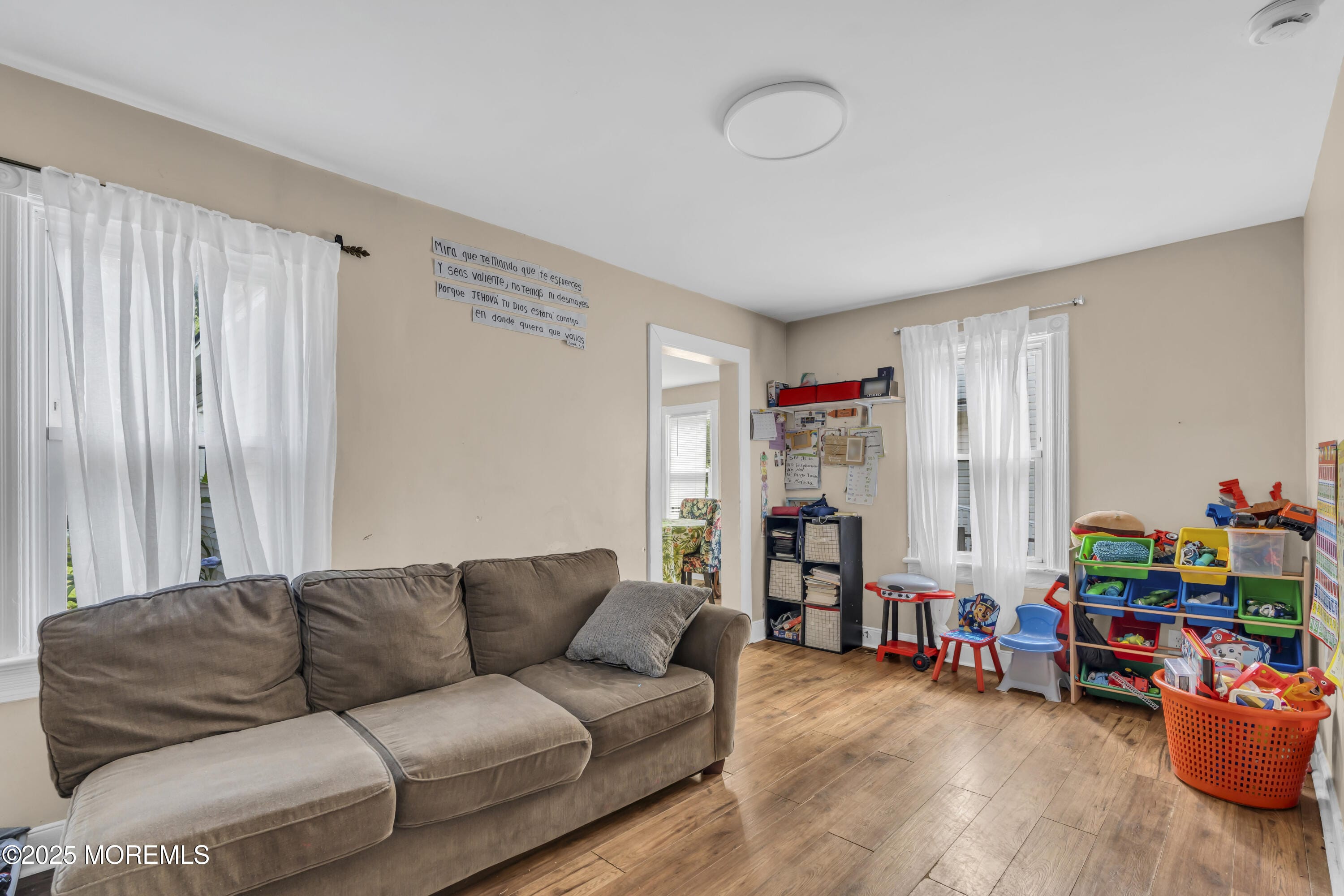 26 Bowne Avenue Image 5