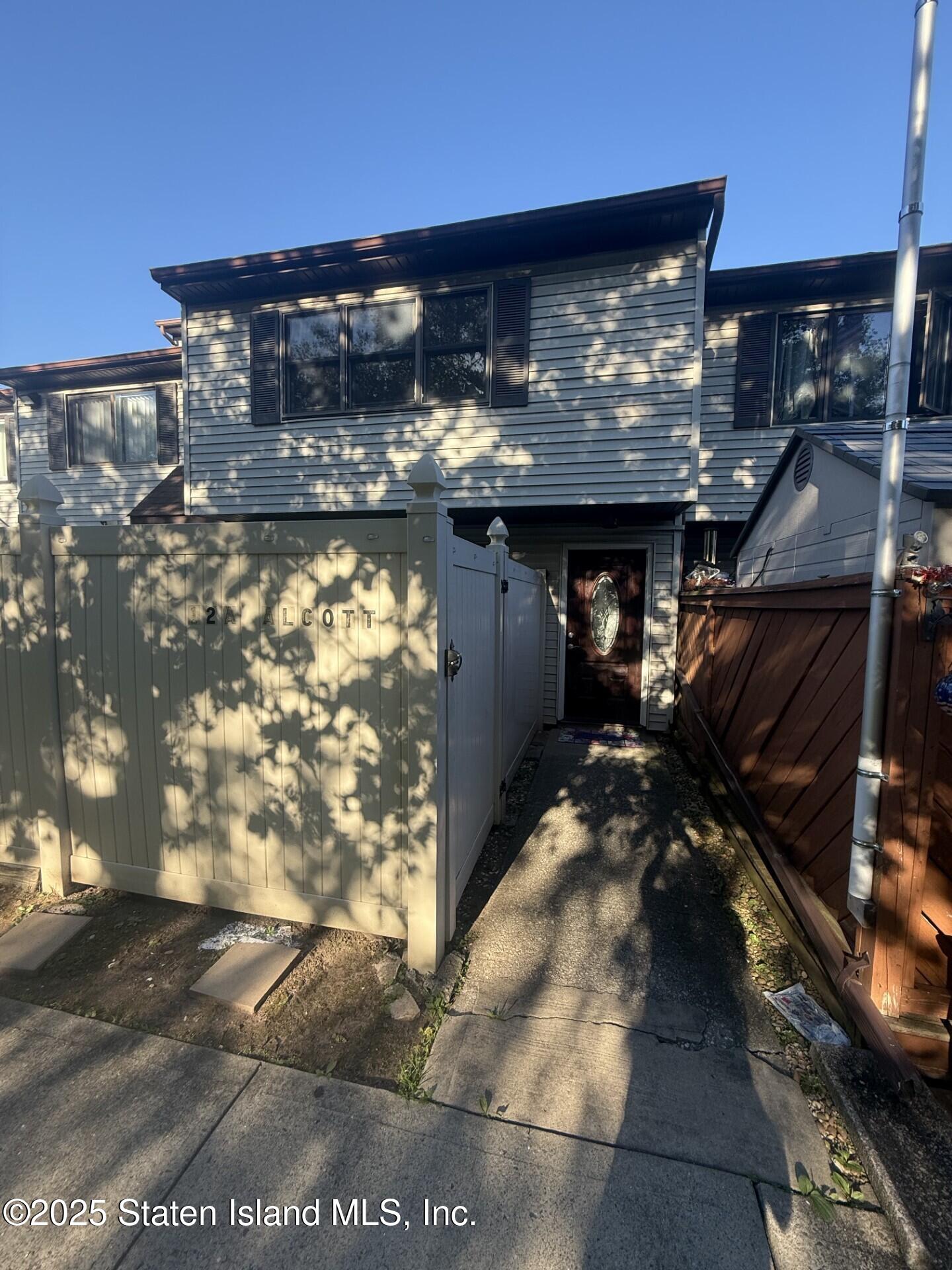 12 Alcott Street A Image 3