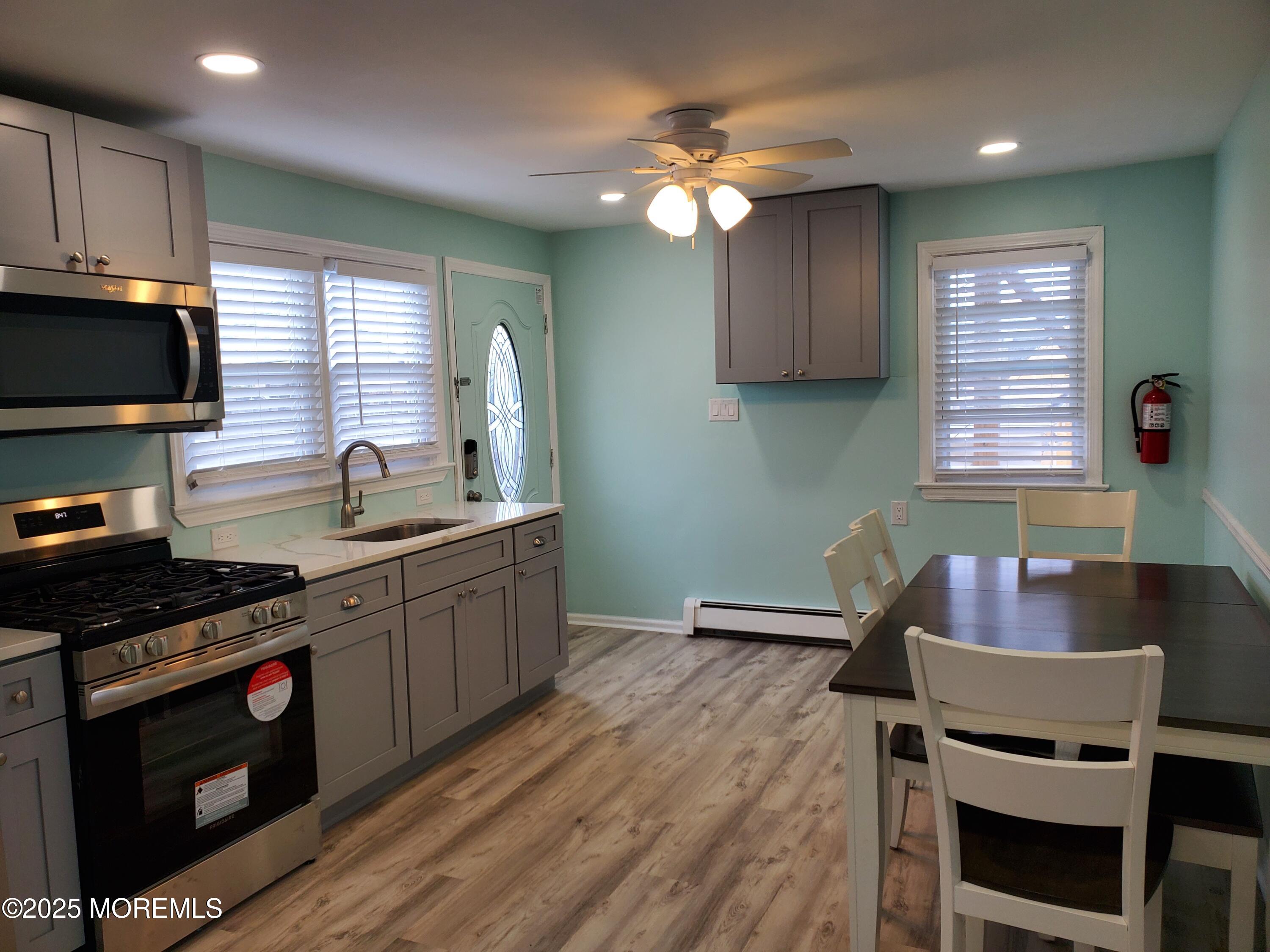 115 Dupont Avenue A Image 2