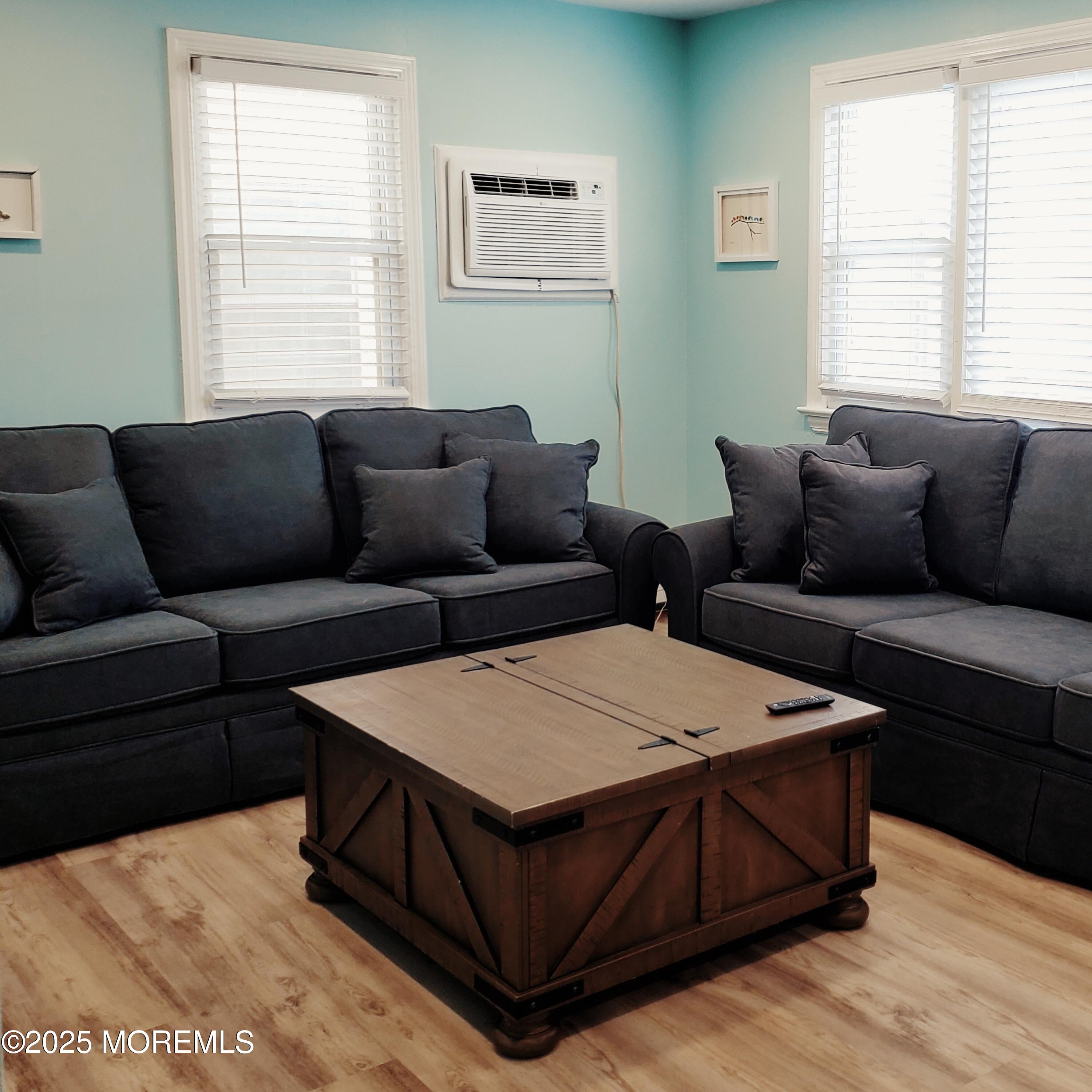 115 Dupont Avenue A Image 4