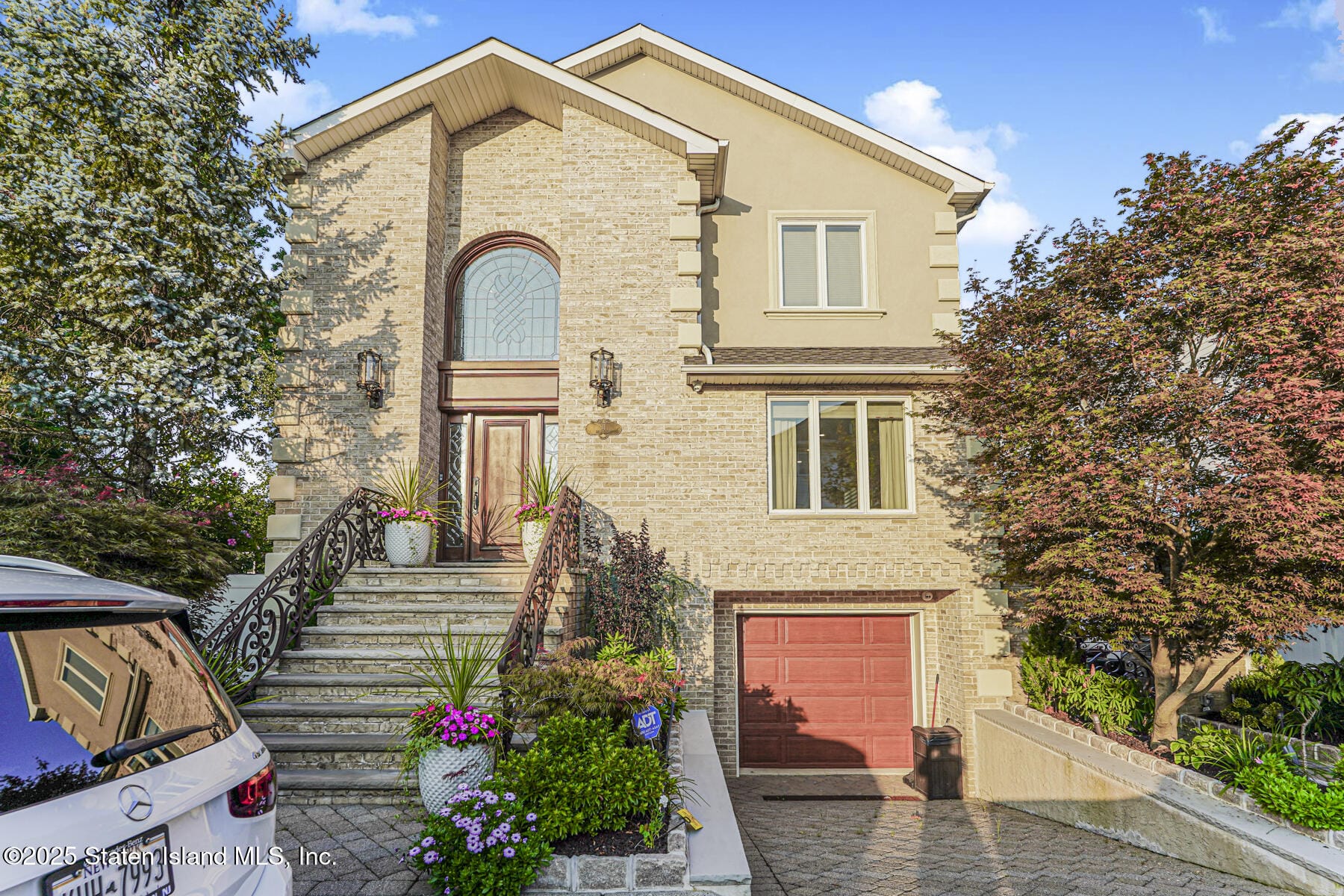 31 Dell Court, Staten Island, NY, 10307