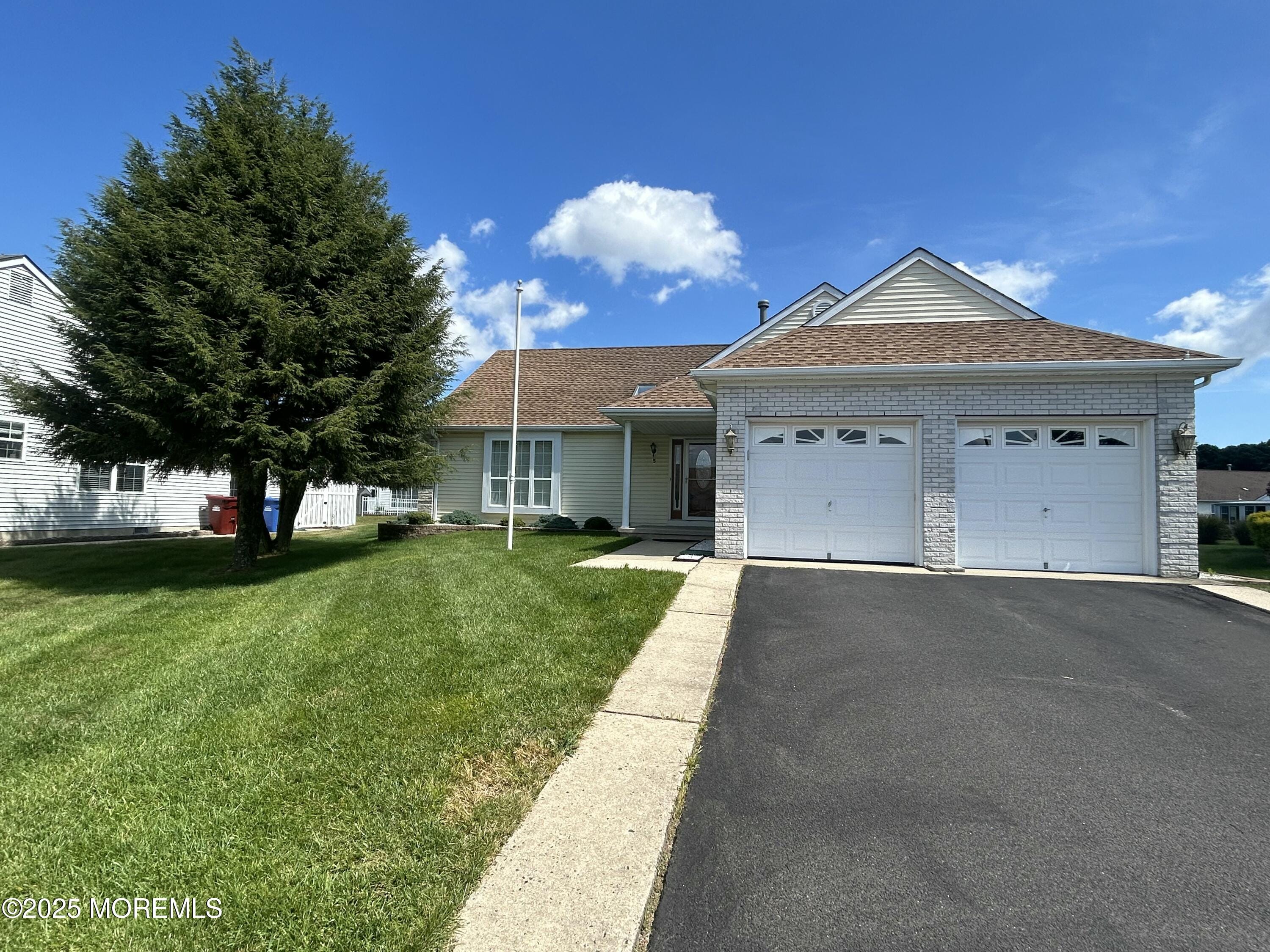 5 Corfu Court, Toms River, NJ, 08757