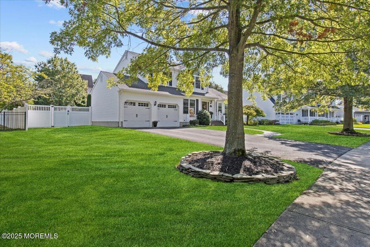 1153 Aster Drive Image 3