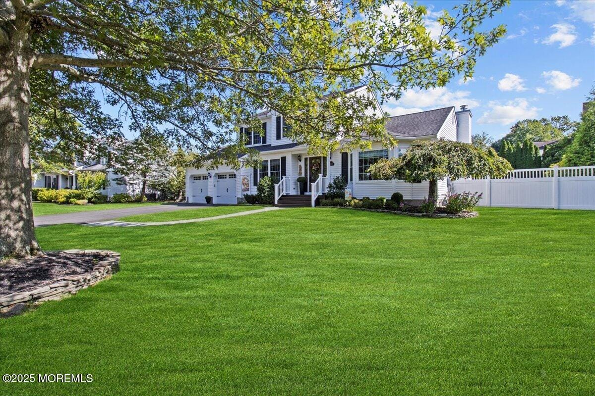 1153 Aster Drive Image 4