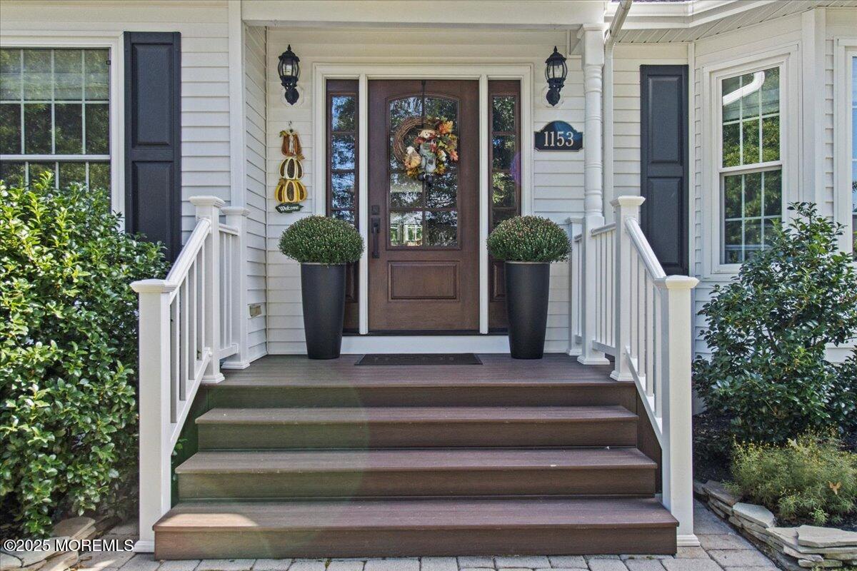 1153 Aster Drive Image 2