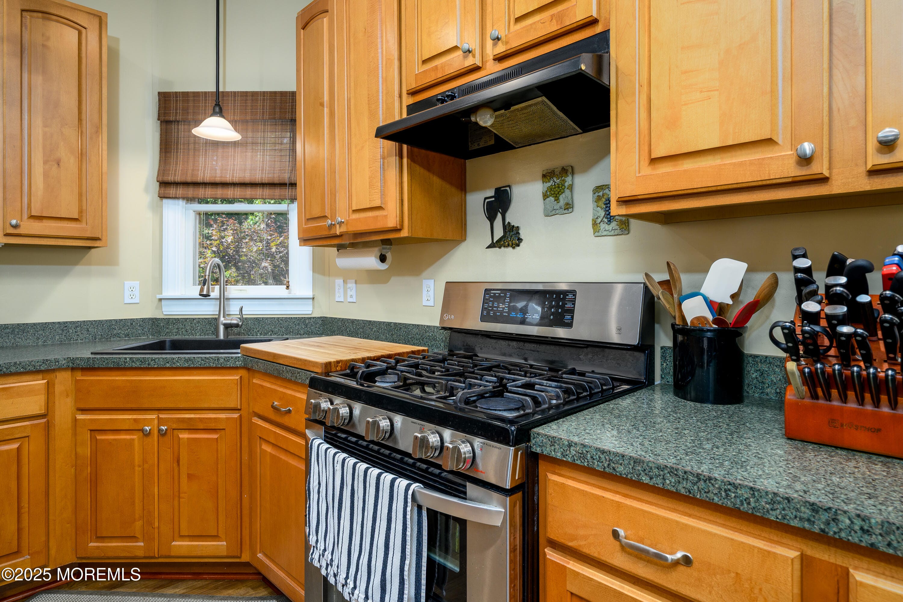2304 Donna Dee Court, Toms River, NJ, 08755 image 11