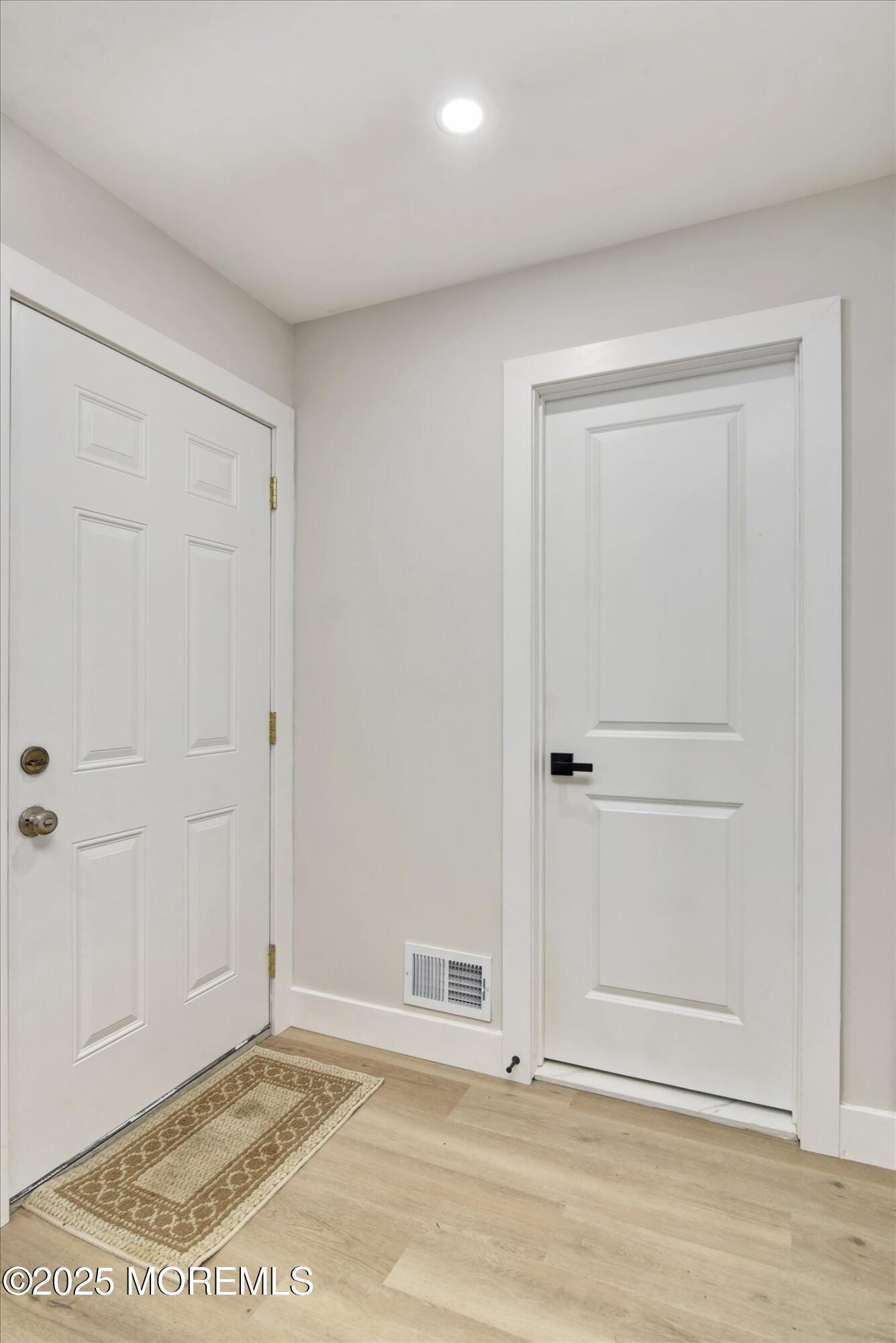 6 Stuart Drive 6 Image 2