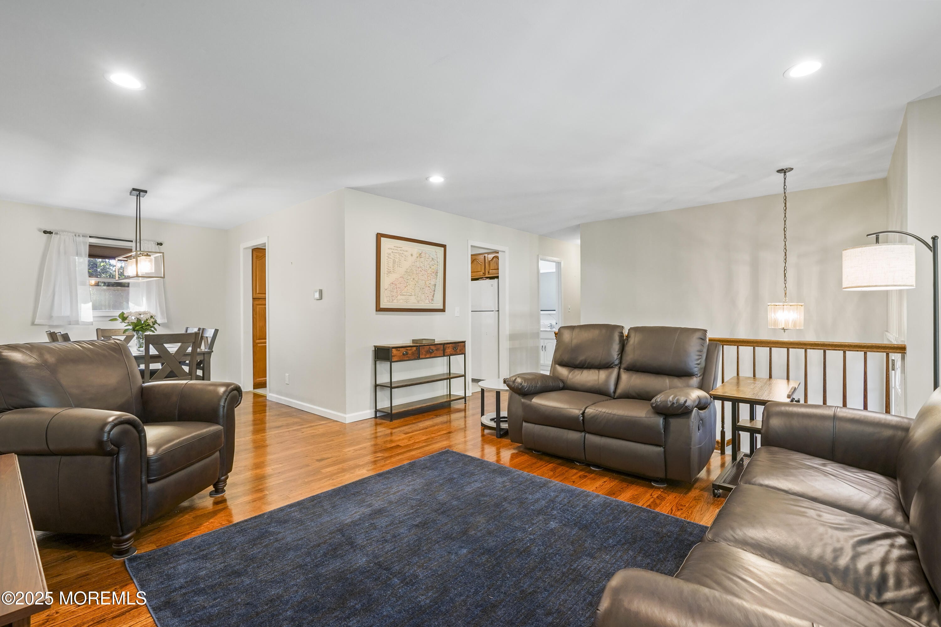 12 Locust Grove Lane Image 5