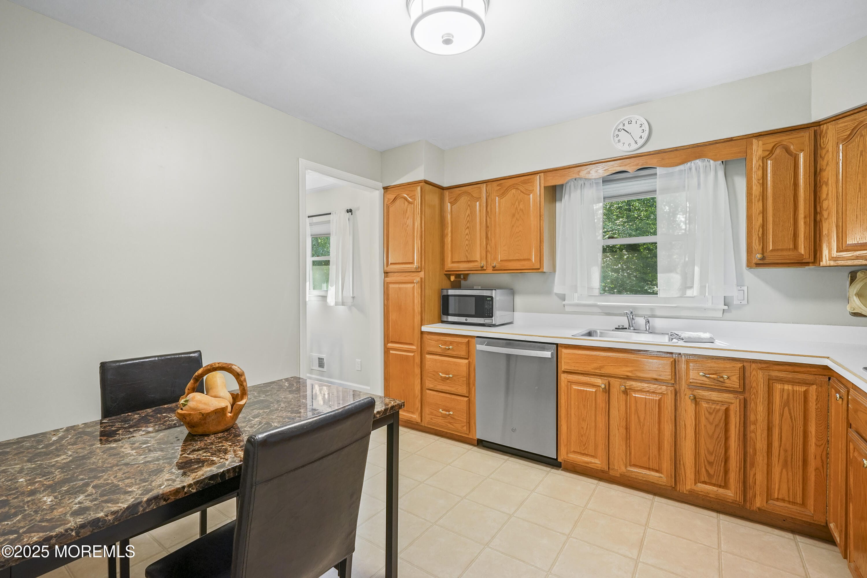 12 Locust Grove Lane, Manalapan, NJ, 07726 image 9