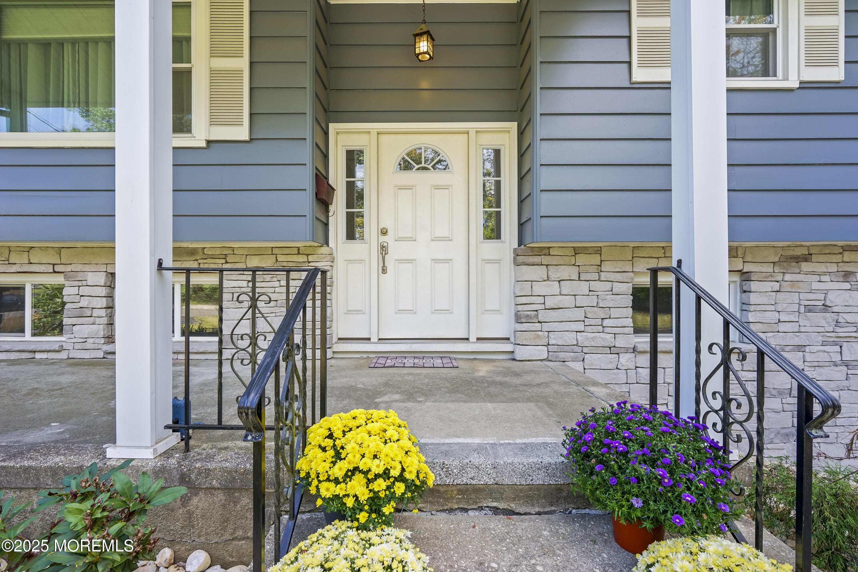 12 Locust Grove Lane Image 2