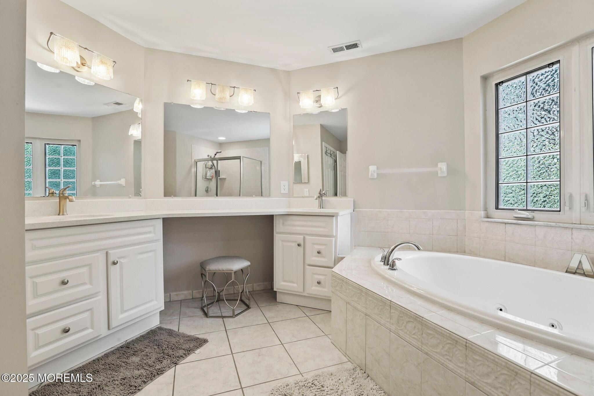 7 Round Hill Road, Jackson, NJ, 08527 image 28