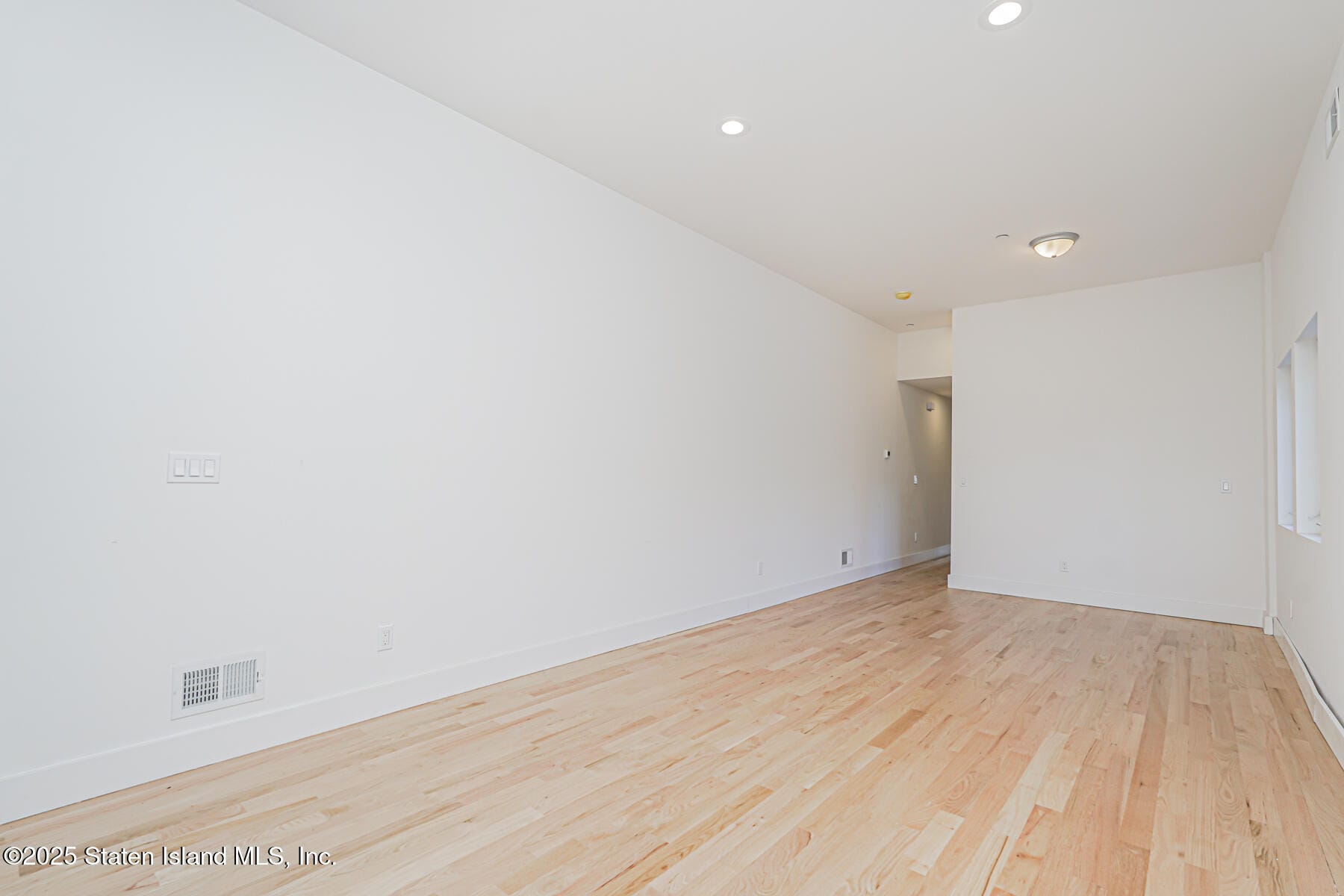 416 Alter Avenue Image 4
