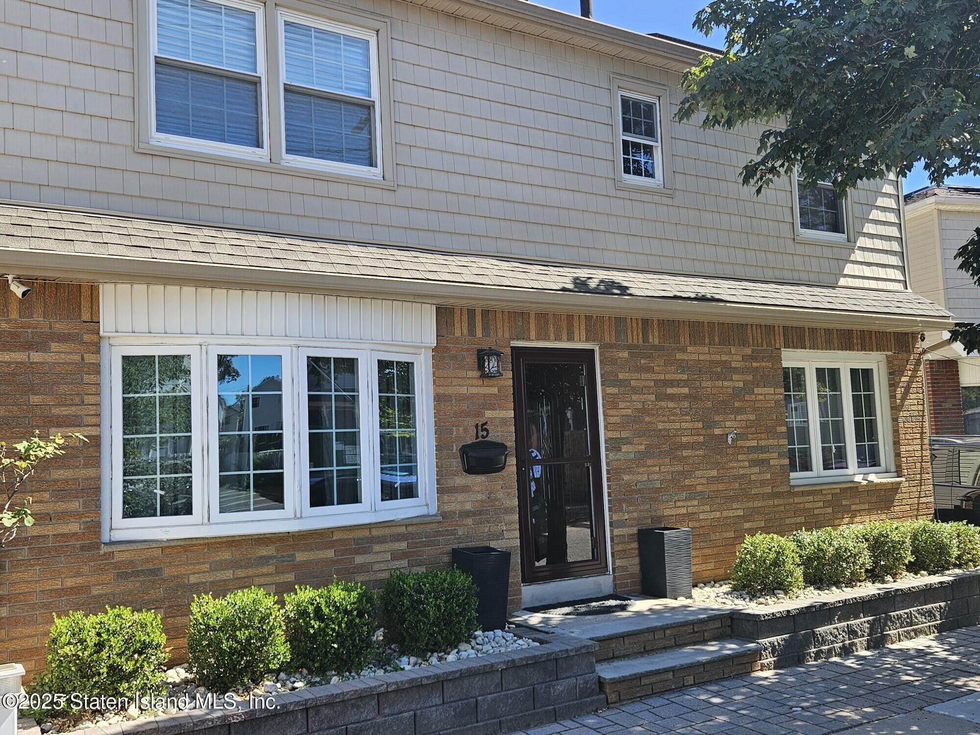 15 Church Avenue, Staten Island, NY, 10314
