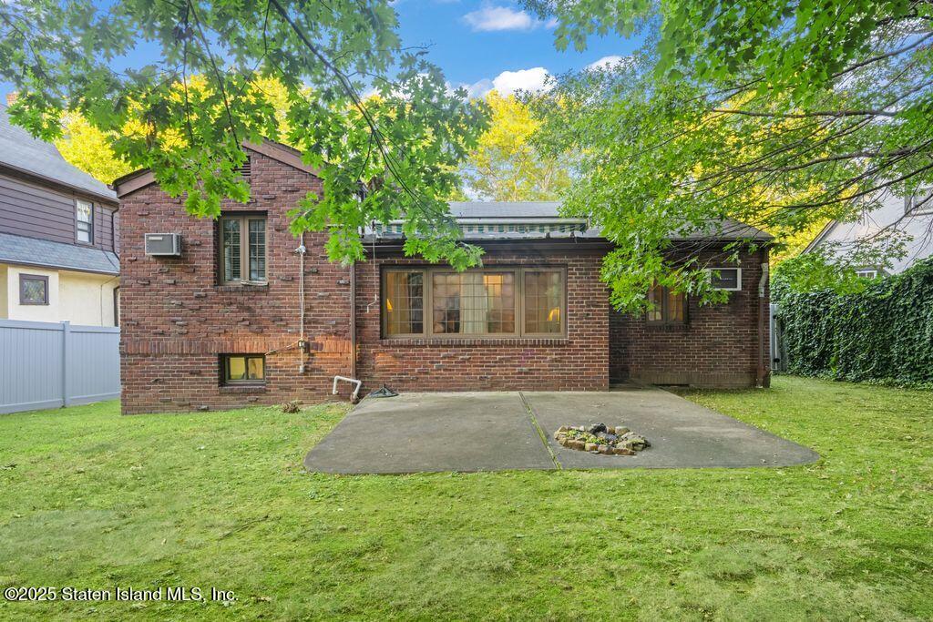 26 Valencia Avenue, Staten Island, NY, 10301 image 24