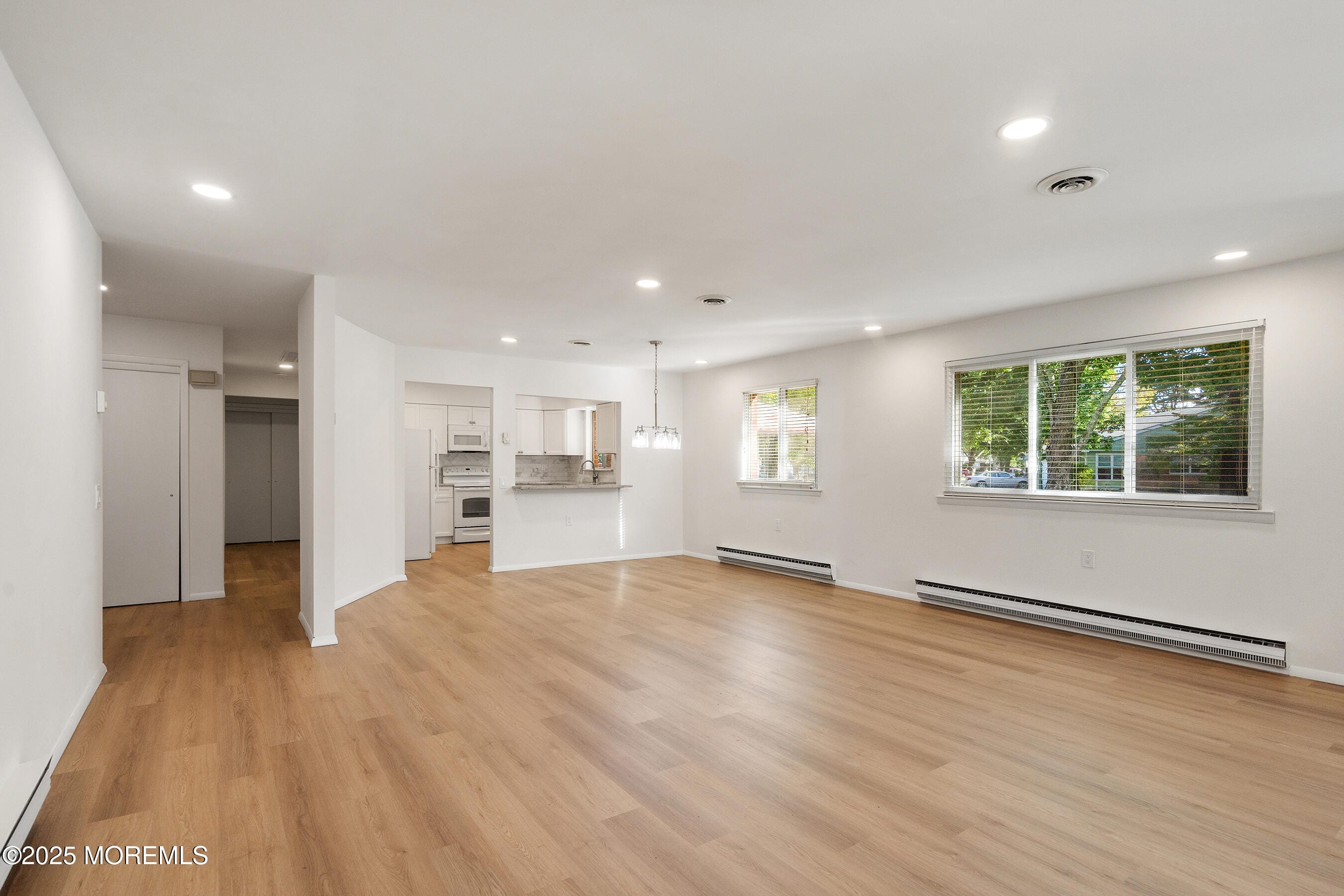 10 Jefferson Lane B Image 3