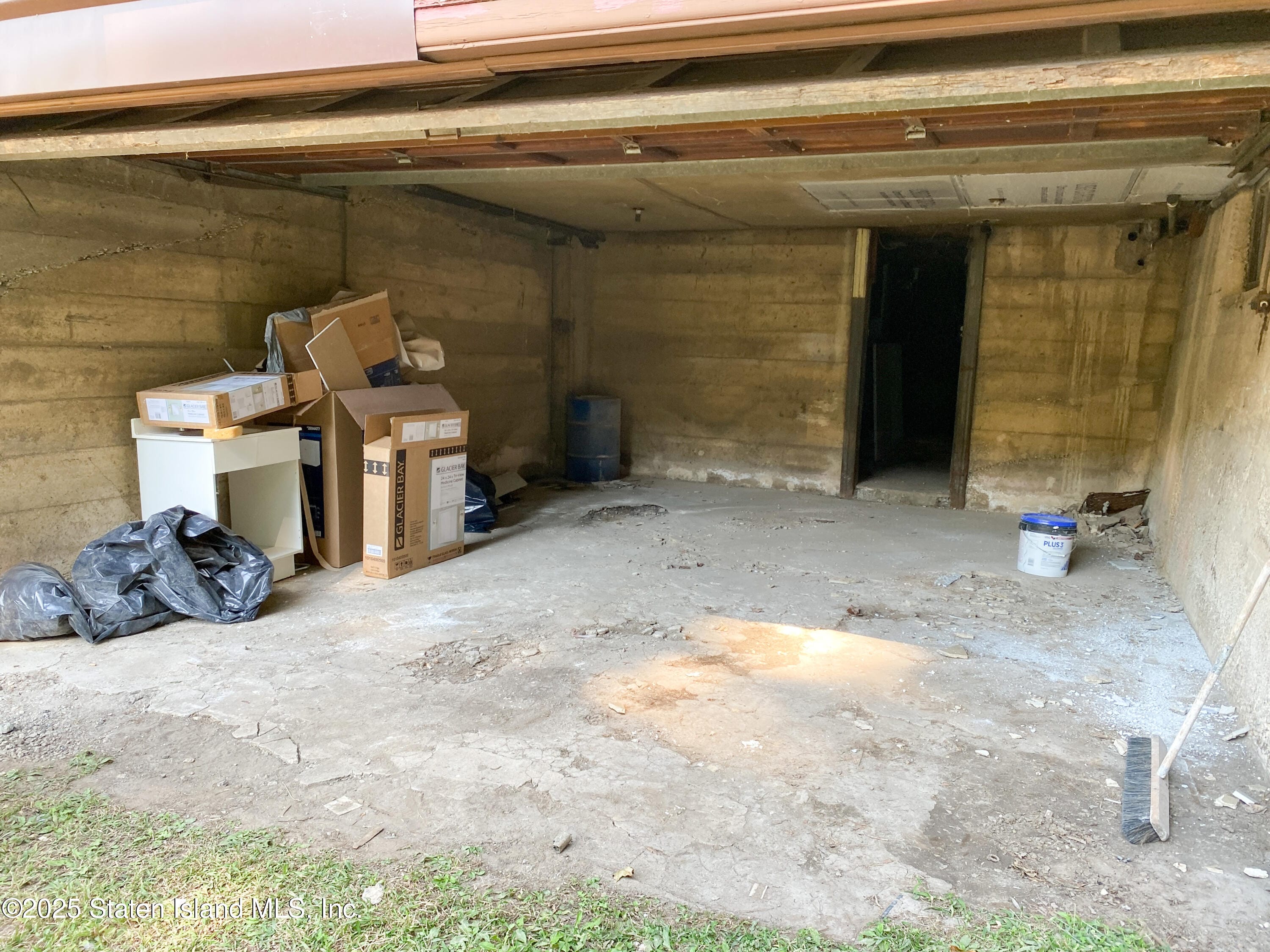 172-174 Llewellyn Place, Staten Island, NY, 10314 image 39