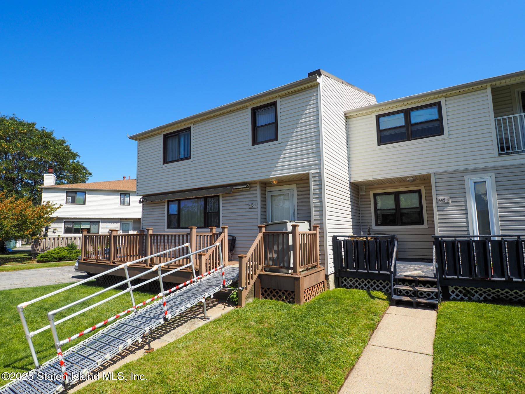 443 Willow Road 1 Image 3