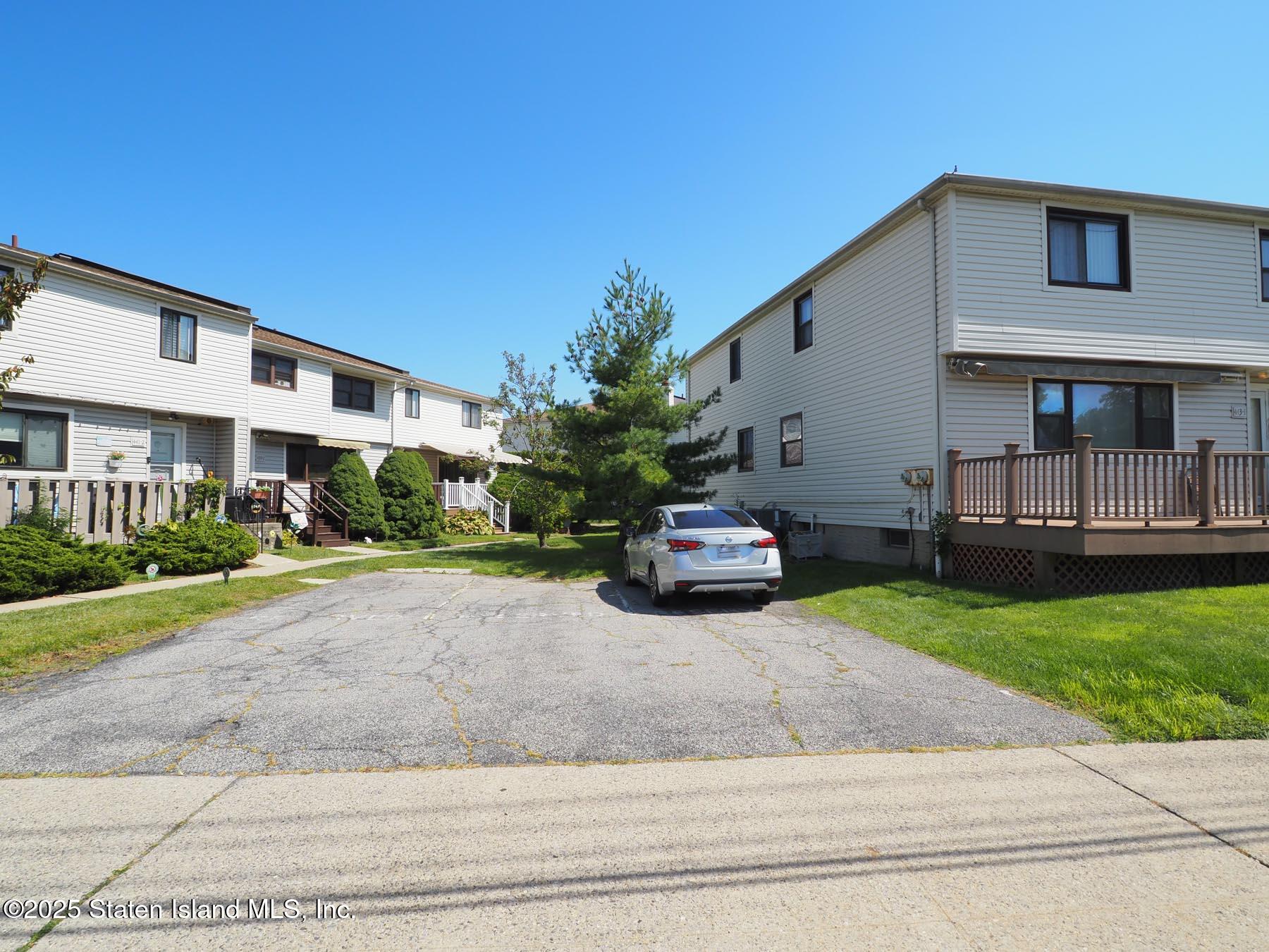 443 Willow Road 1 Image 4