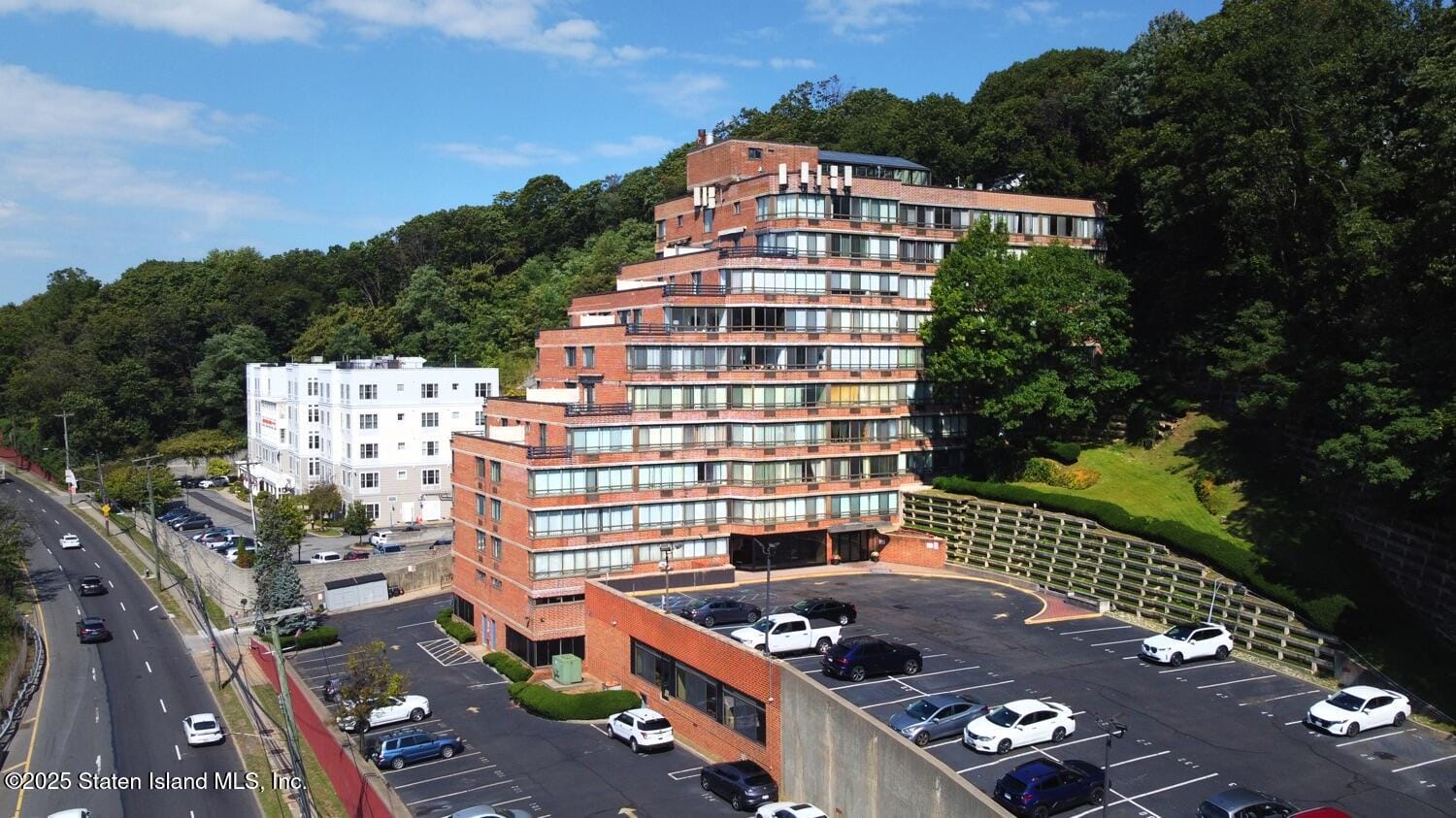 755 Narrows Road 501 Image 3